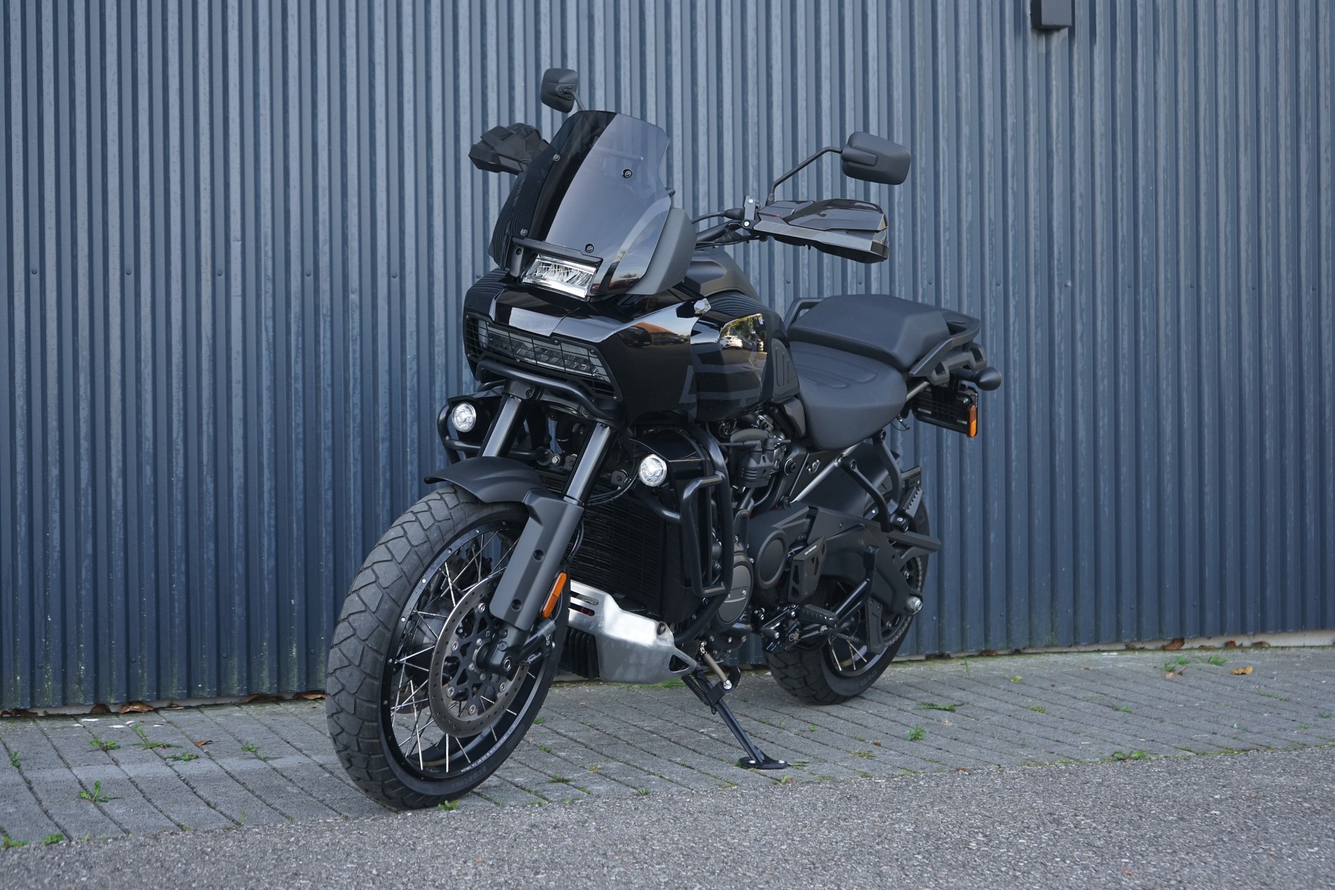 HARLEY-DAVIDSON RA Pan America 1250 Special-showroom-element-2