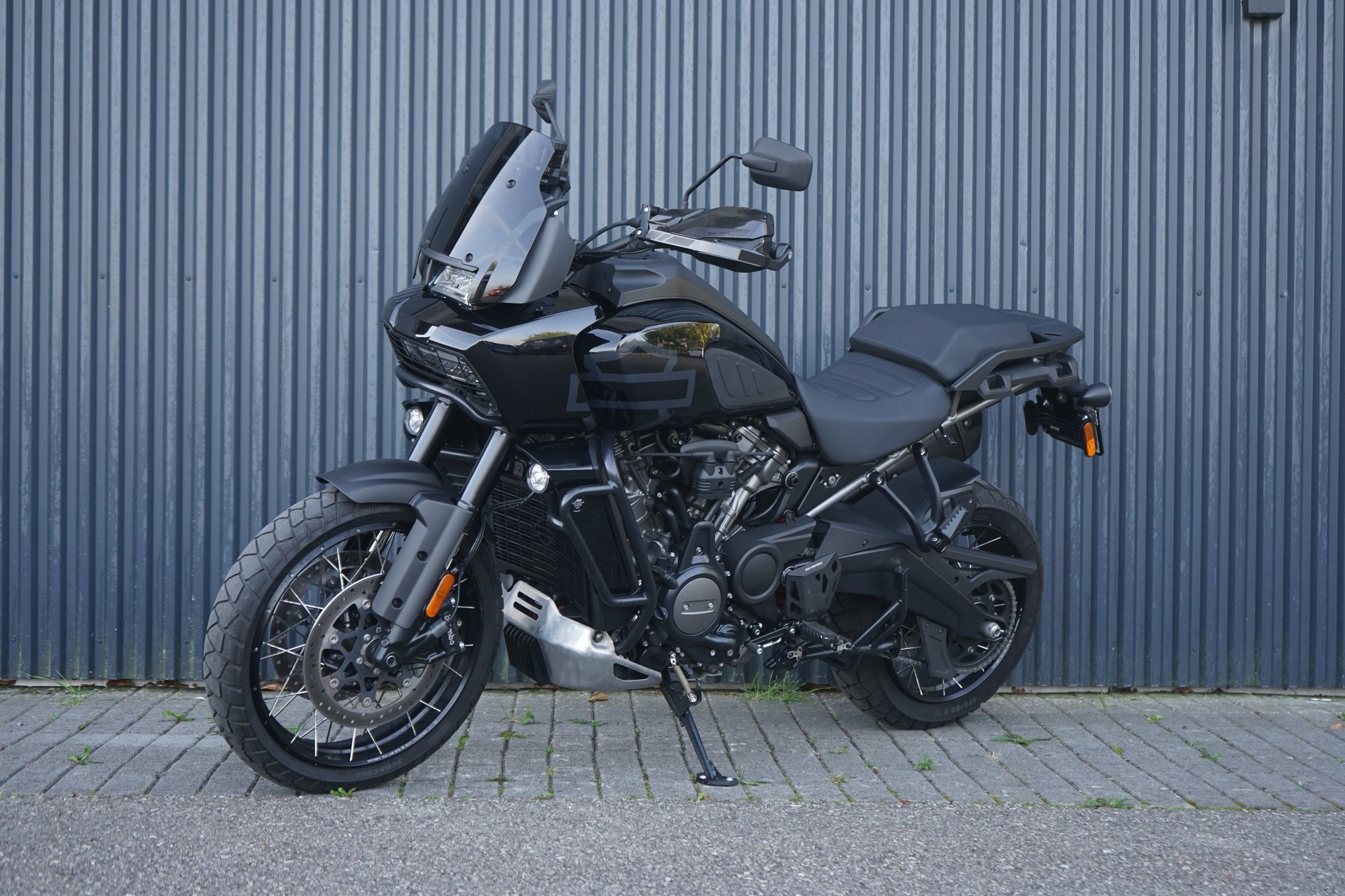 HARLEY-DAVIDSON RA Pan America 1250 Special-showroom-element-1