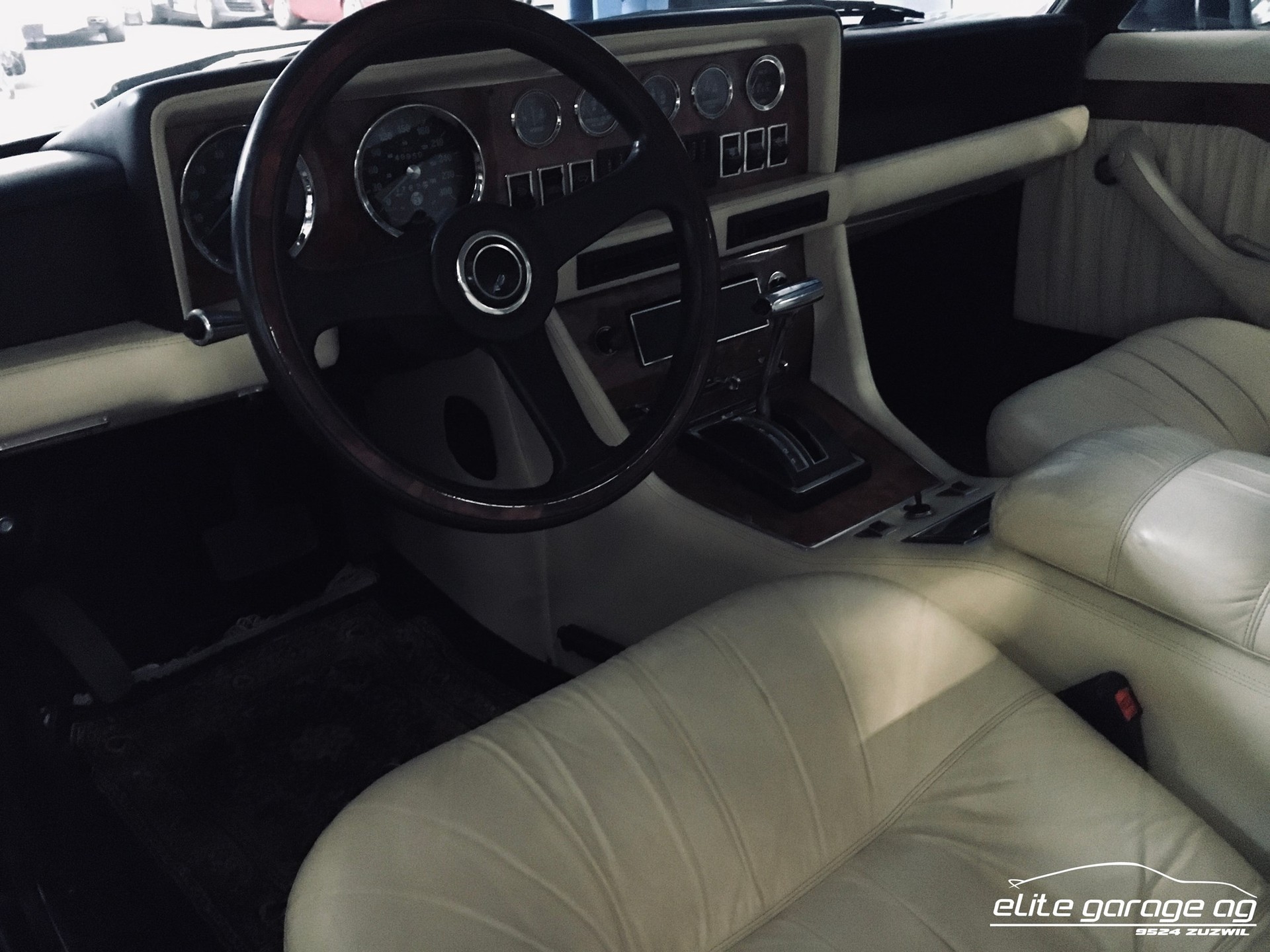DE TOMASO LONGCHAMP-image-11