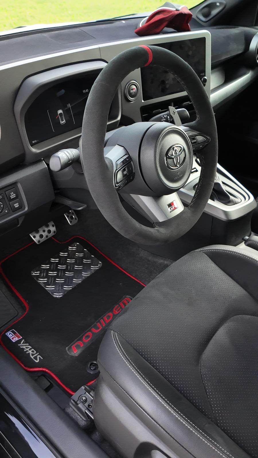 TOYOTA 1.6 Turbo Sport 4x4-image-12