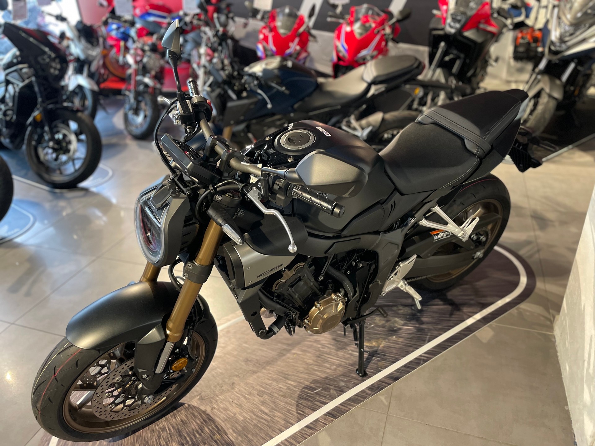 HONDA CB 650-image-1