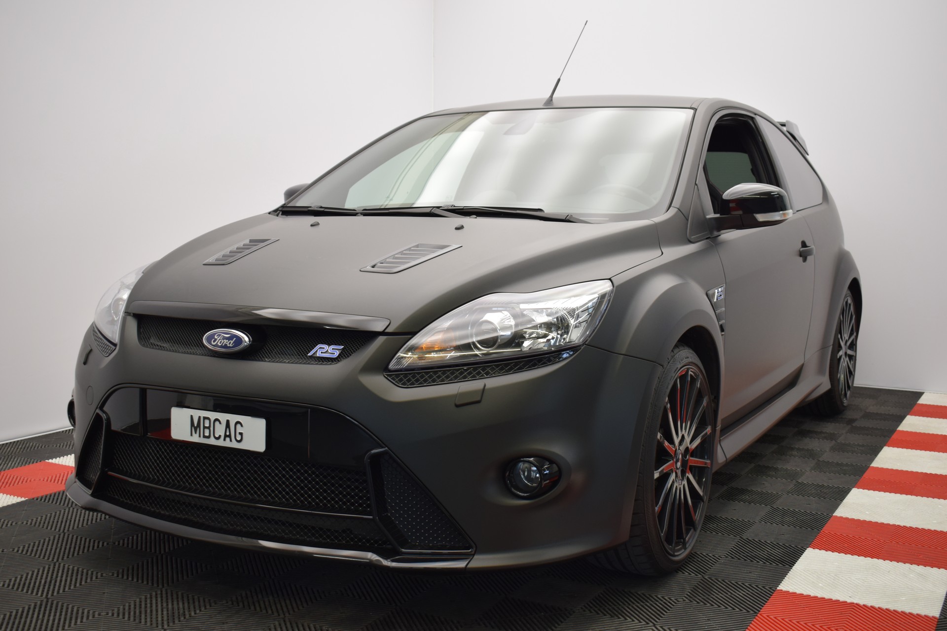 FORD Focus 2.5 Turbo RS500 Nr. 56/500-showroom-element-3