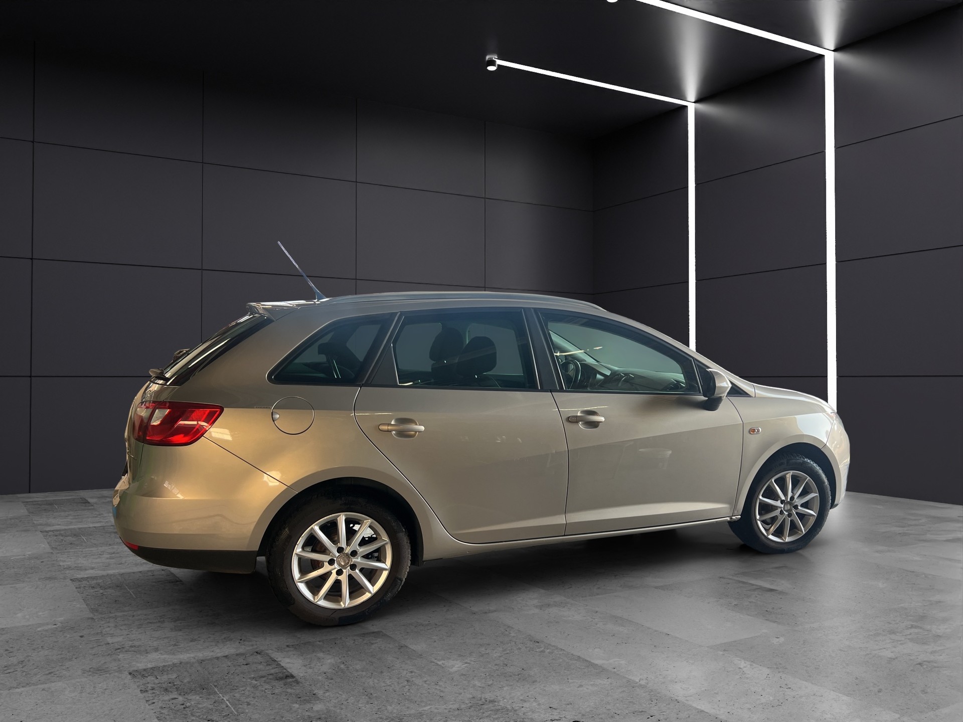 SEAT Ibiza ST 1.2 TDI Style E_Ecomotive-image-5