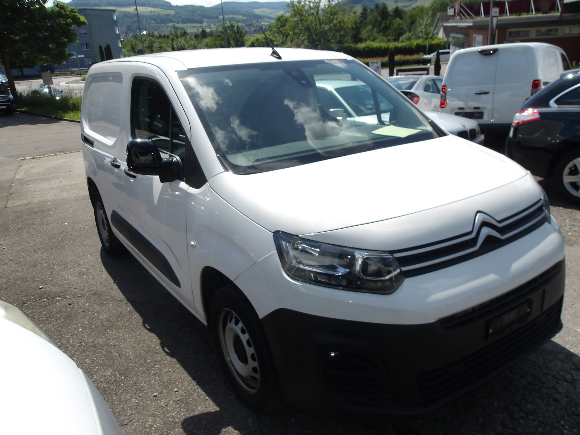 CITROEN Berlingo Van 1.5 Blue HDi 130 s/s Club 1000kg-image-2
