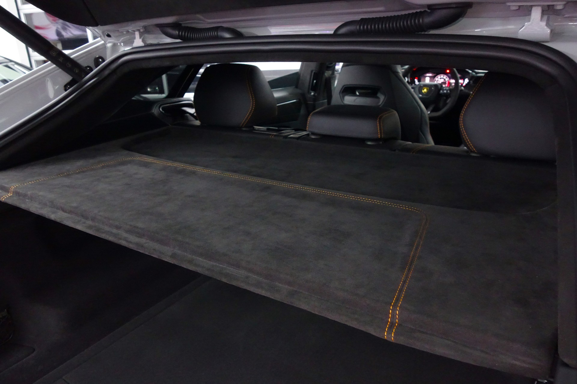 LAMBORGHINI URUS E-GEAR GRIGIO HATI FULL CARBON AKRAPOVIC ON TOP-image-27