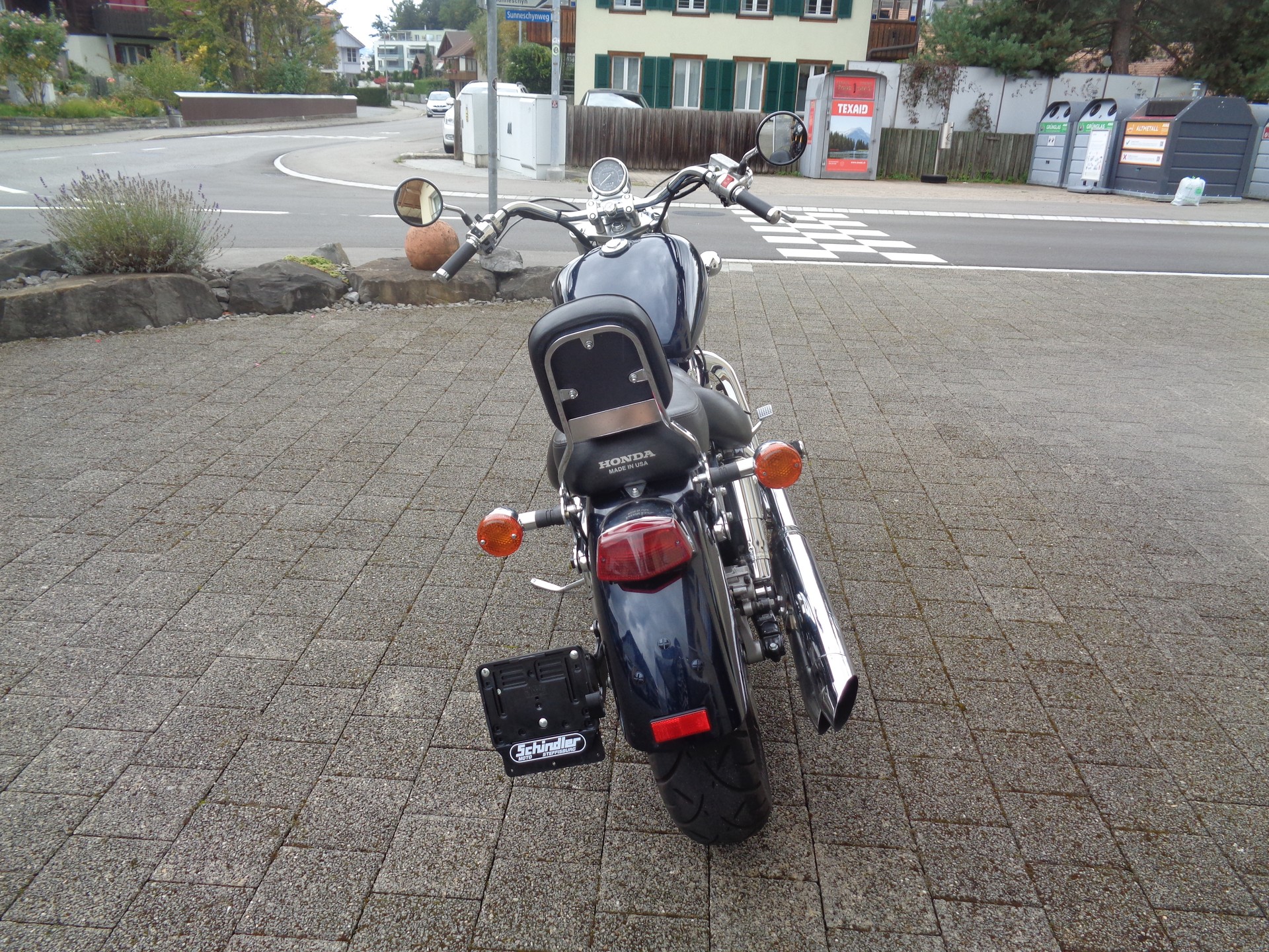 HONDA VT 1100 C2 S-W Shadow-image-3