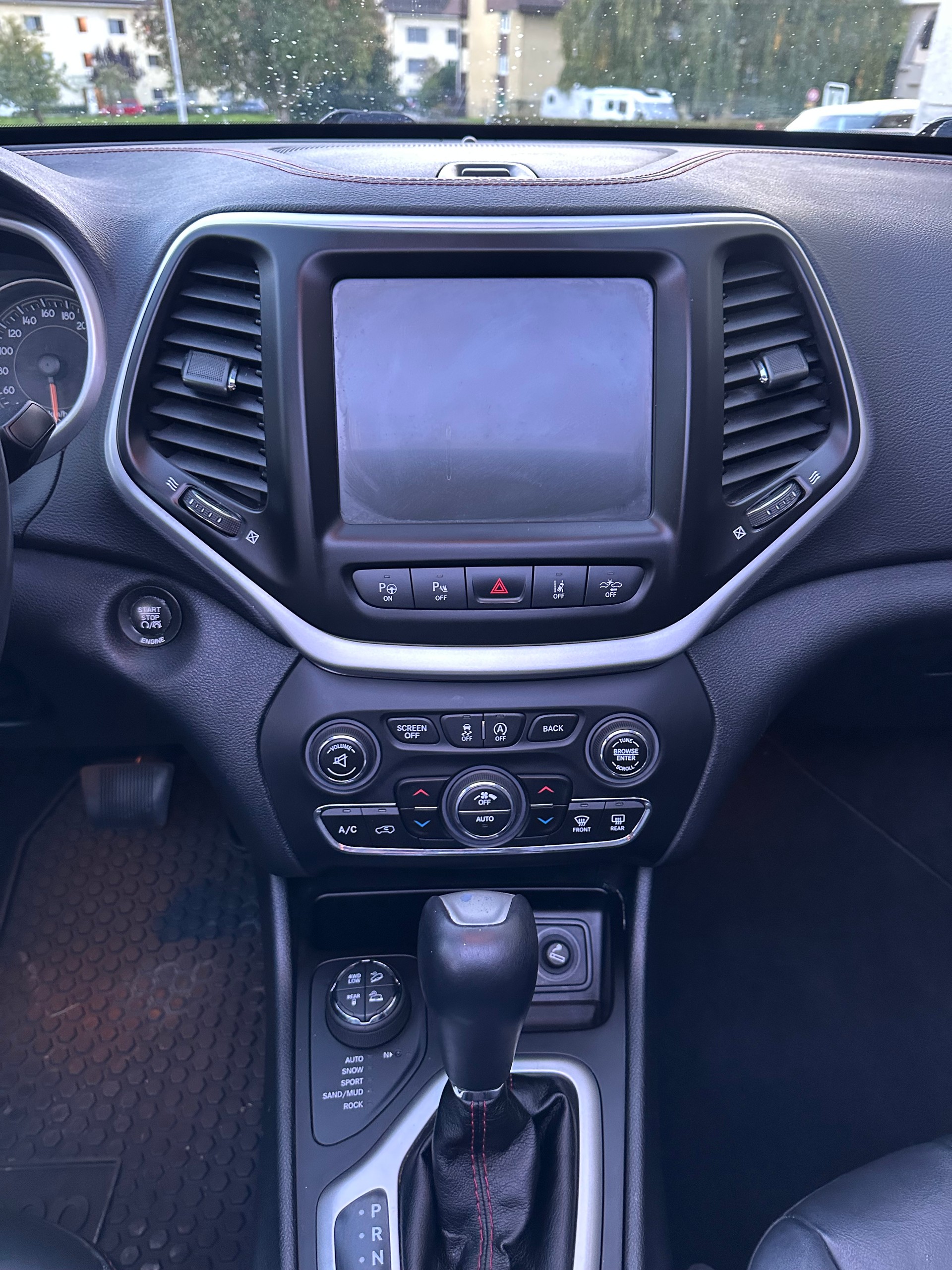 JEEP Cherokee 3.2 Trailhawk AWD 9ATX-image-9