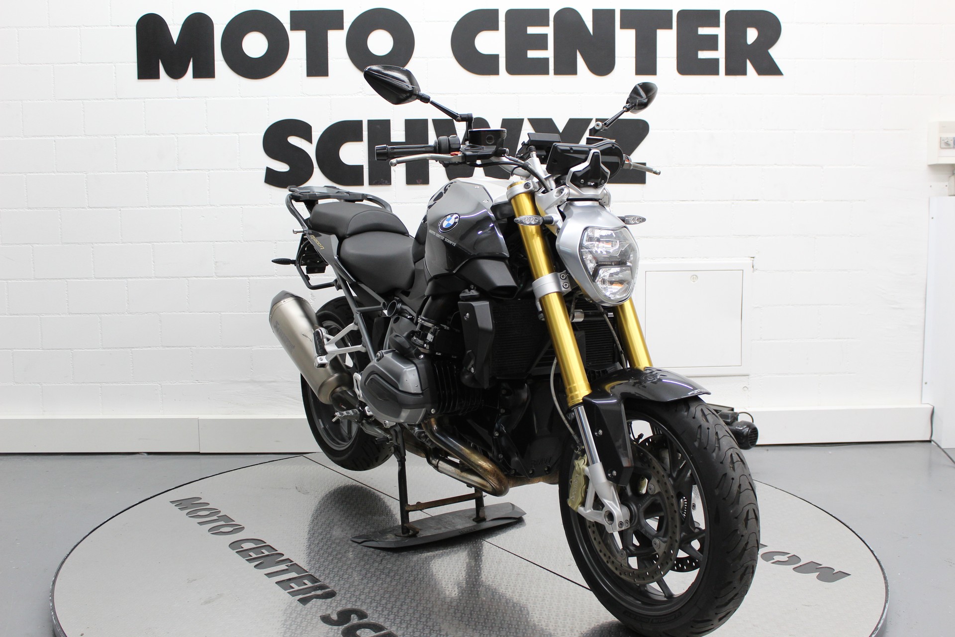 BMW R 1200 R ABS-image-2