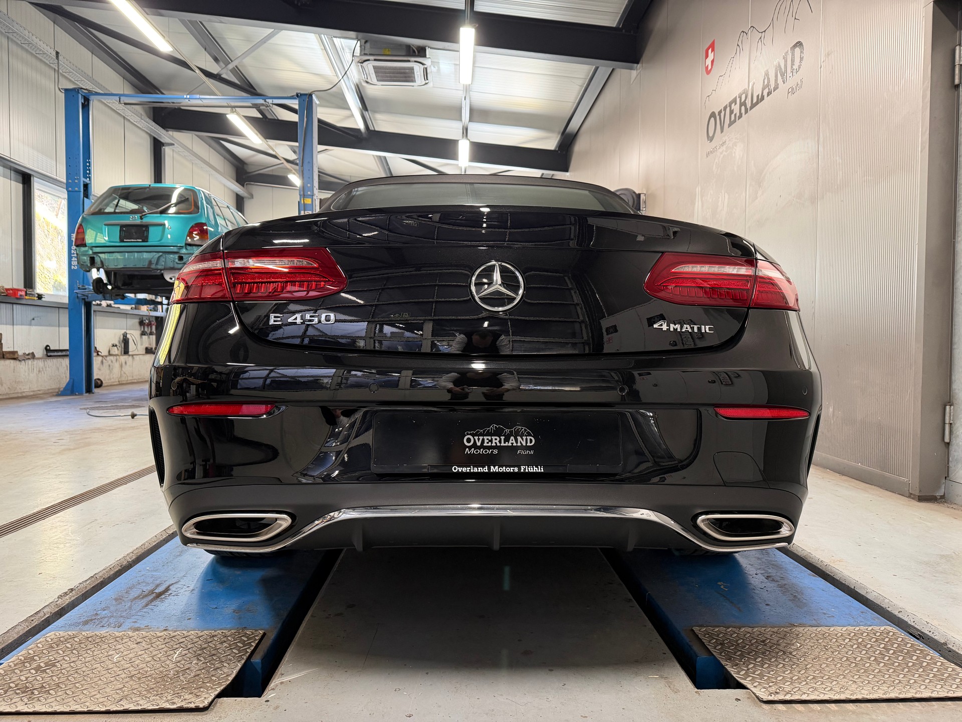 MERCEDES-BENZ E 450 Cabriolet AMG Line 4 Matic 9G-Tronic-image-4