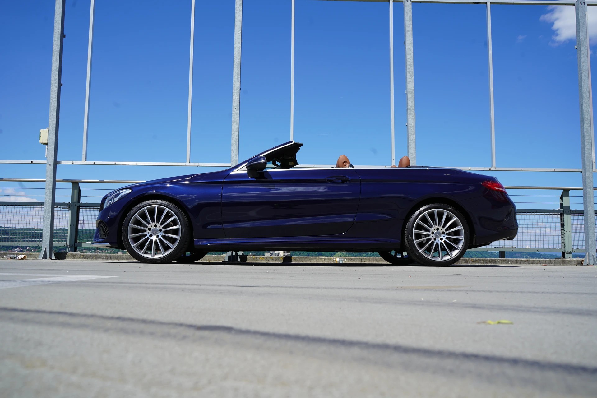 MERCEDES-BENZ C 250 CABRIOLET AMG LINE 9G-TRONIC l 211 PS-showroom-element-1