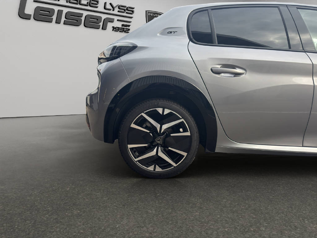 PEUGEOT 208 1.2 Hybrid 145 GT-image-7