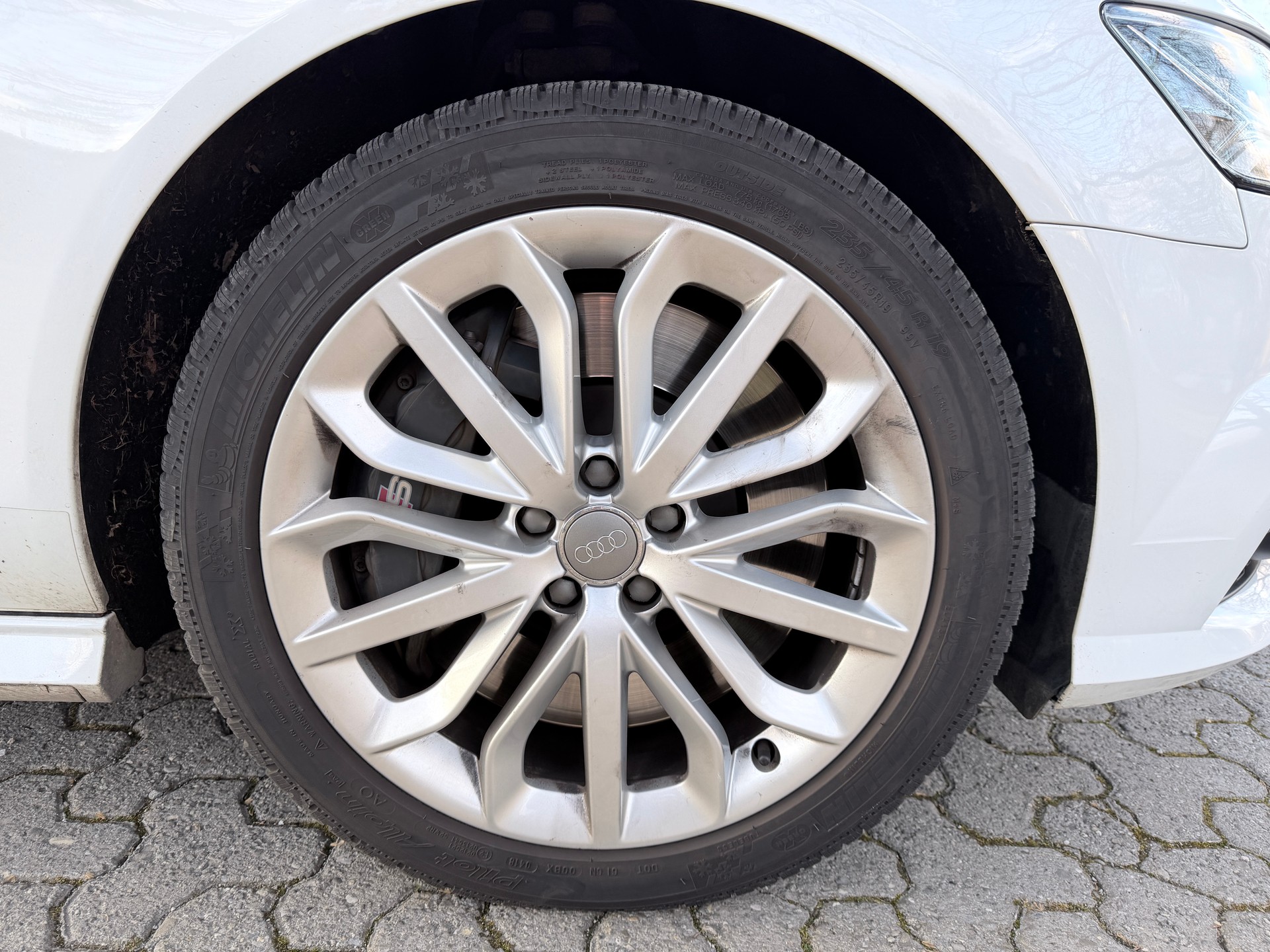 AUDI S6 Avant 4.0 TFSI V8 quattro S-tronic-image-13