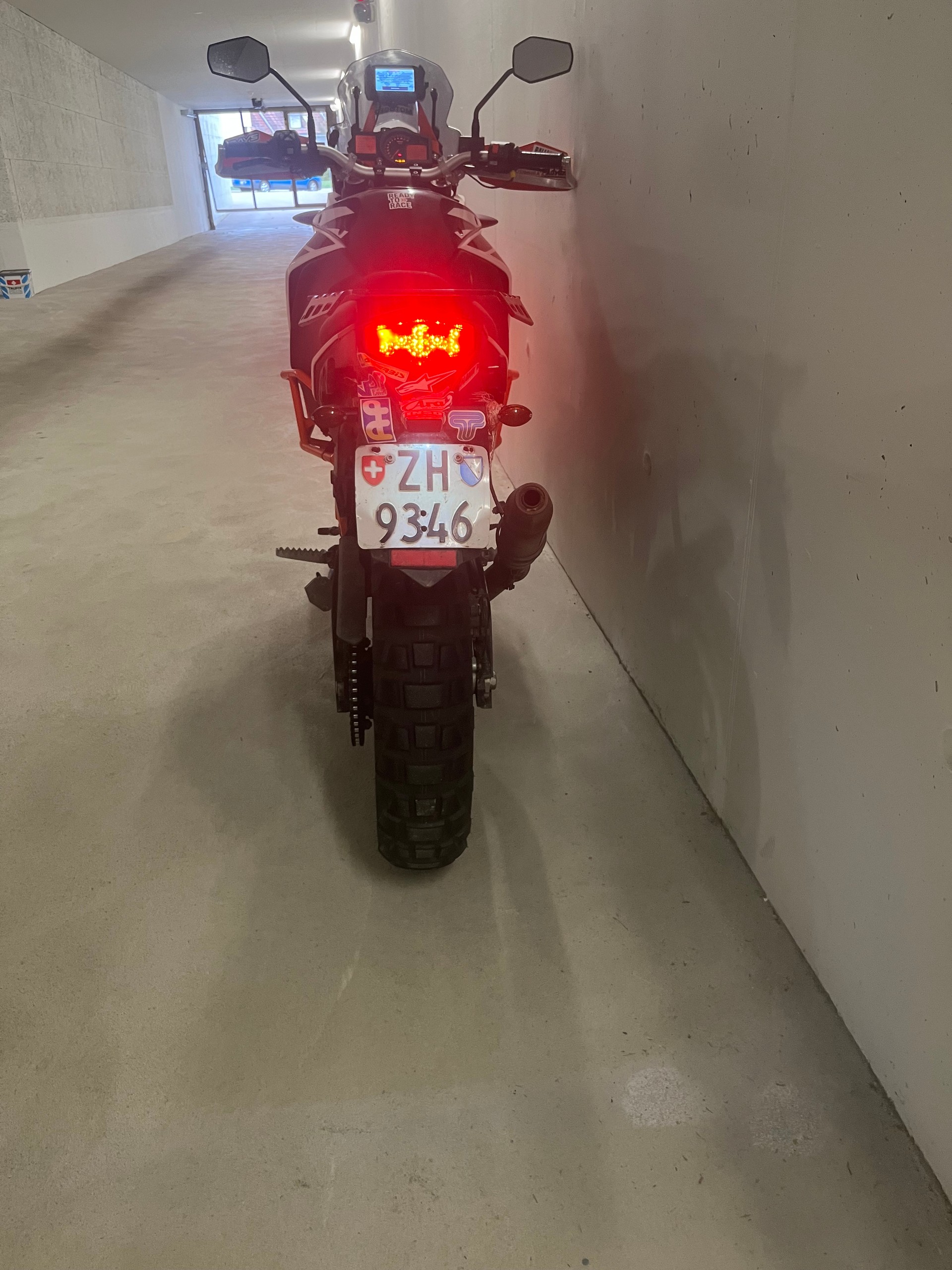 KTM 1090 Adventure R ABS-image-10