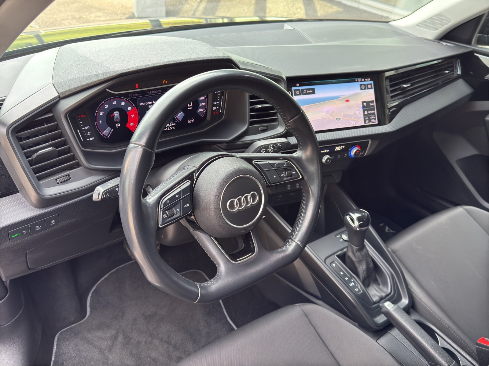 AUDI A1 Sportback 30 TFSI Advanced S-Tronic-image-13