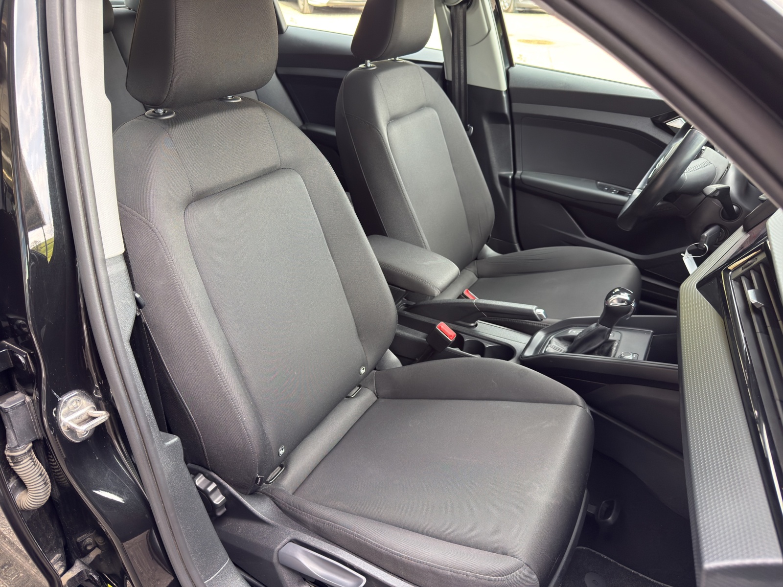 AUDI A1 Sportback 30 TFSI Advanced S-Tronic-image-14