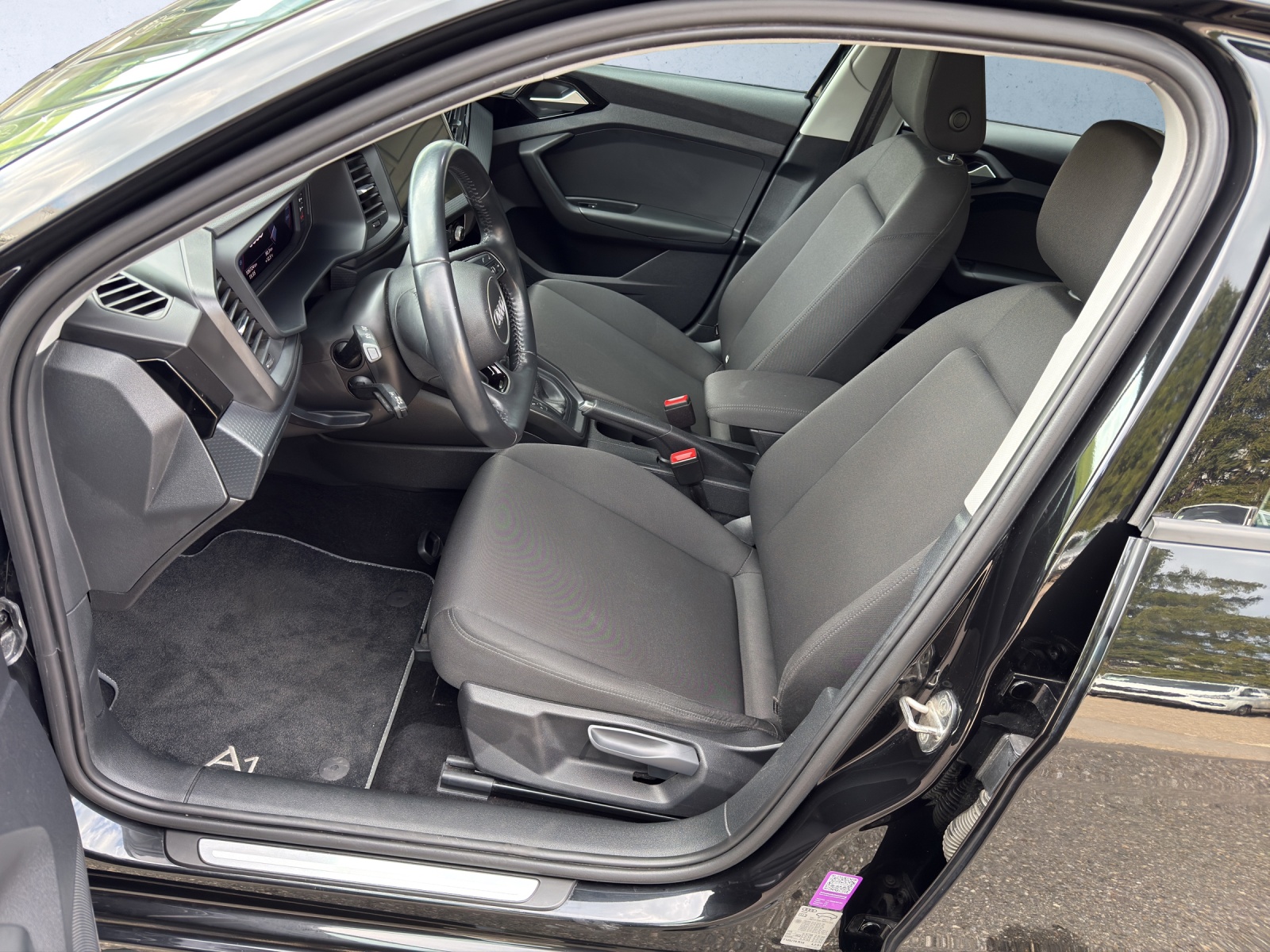 AUDI A1 Sportback 30 TFSI Advanced S-Tronic-image-6