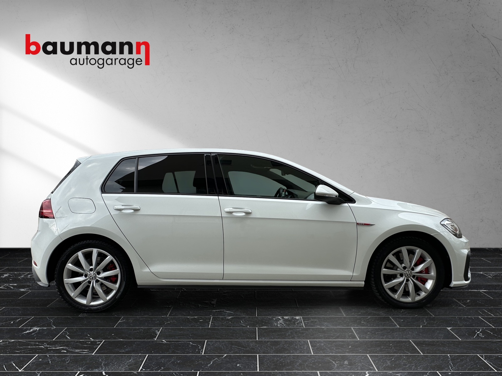 VW Golf 2.0 TSI GTI Performance DSG-image-4