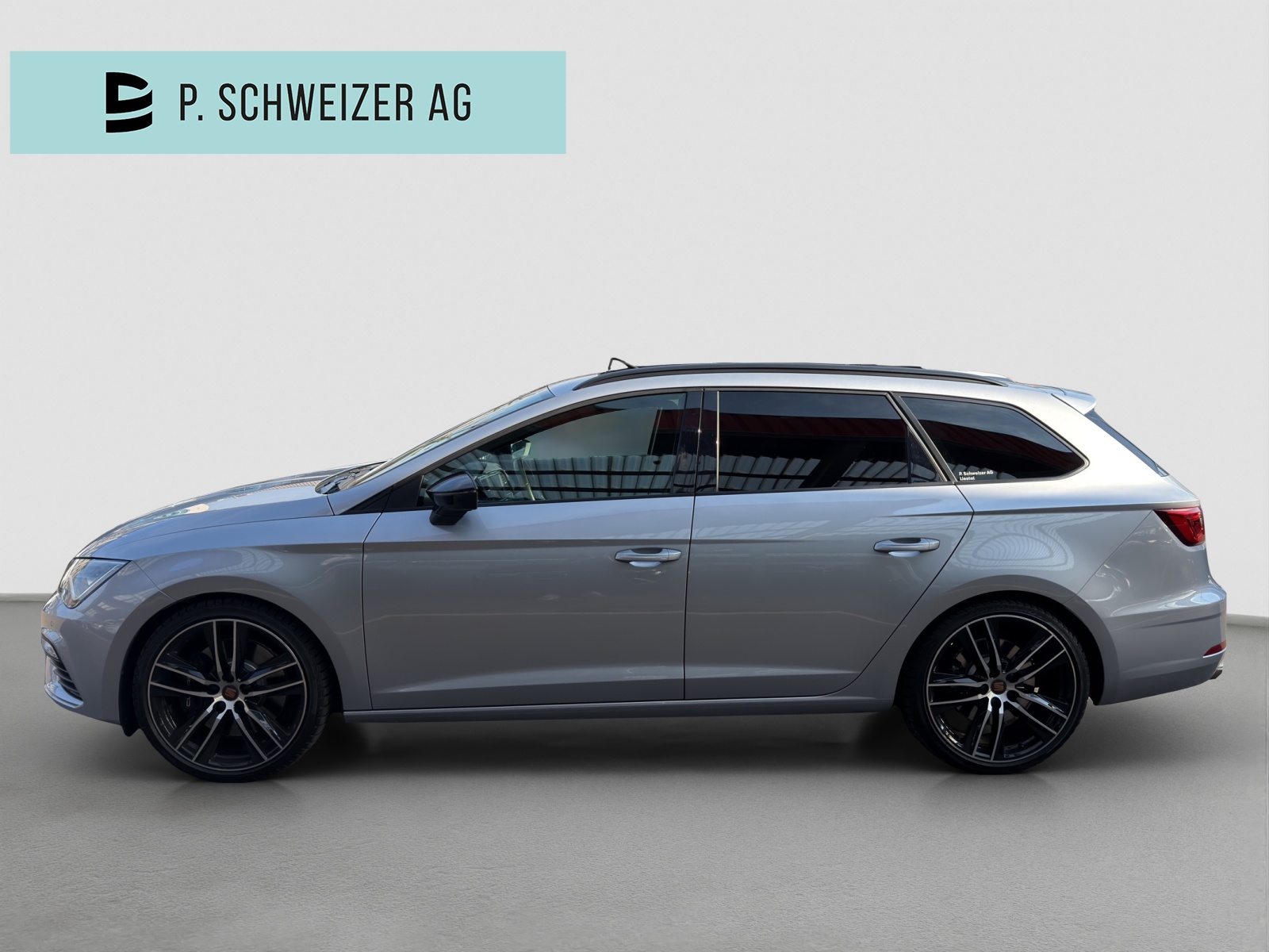 SEAT Leon ST 2.0 TSI Cupra 300 4 Drive DSG-showroom-element-1
