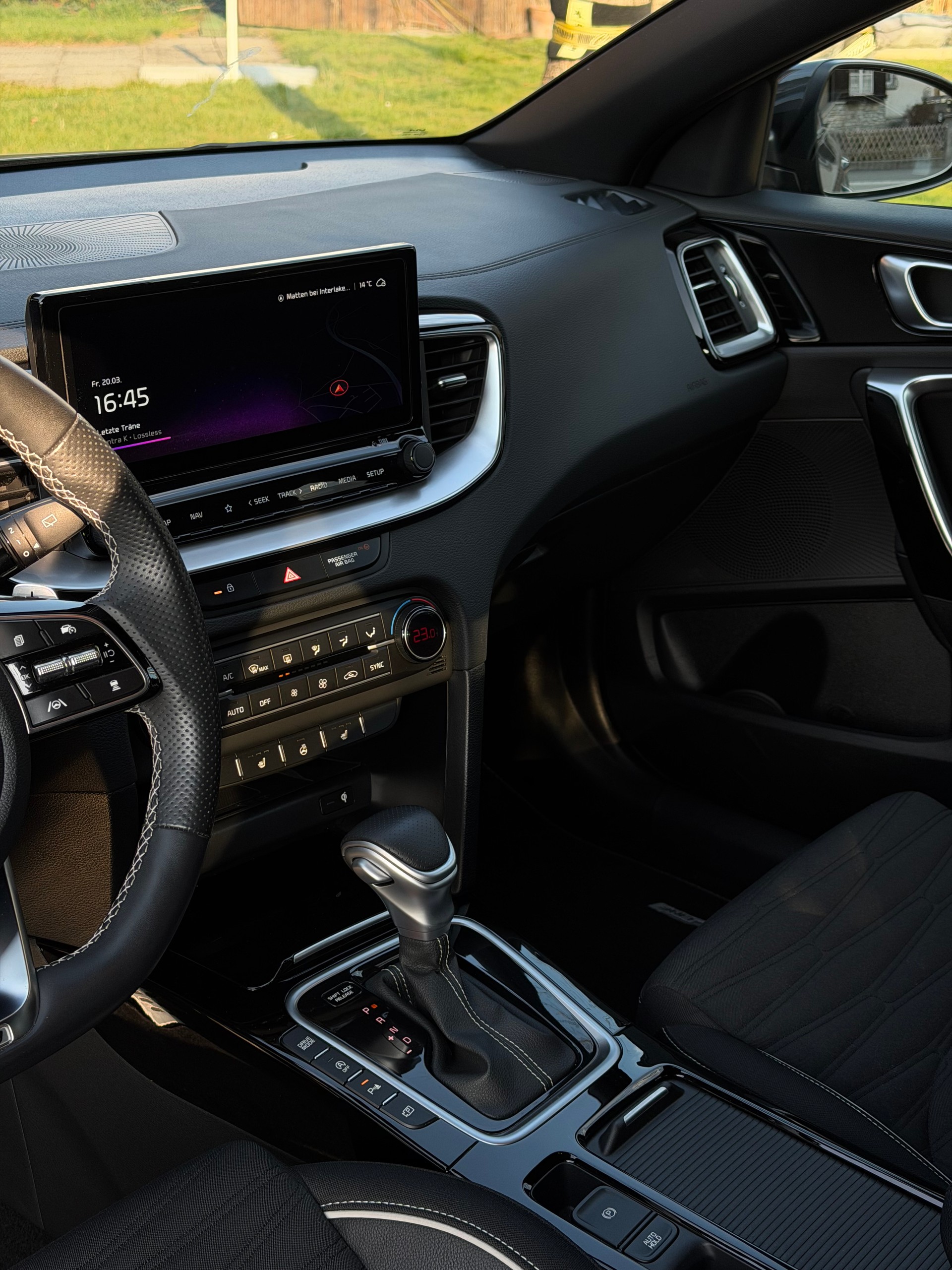 KIA Ceed Sportswagon 1.5 T-GDi MHEV GT Line DCT-image-2
