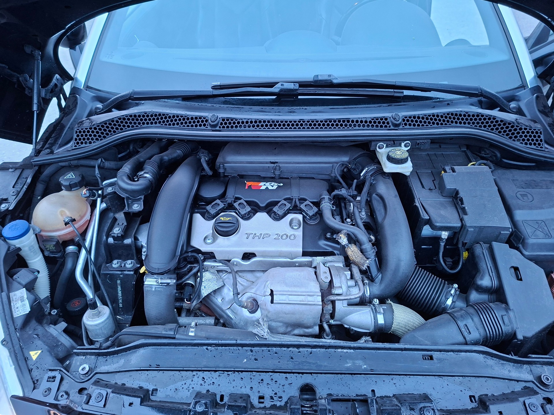 PEUGEOT RCZ 1.6 Turbo-image-8