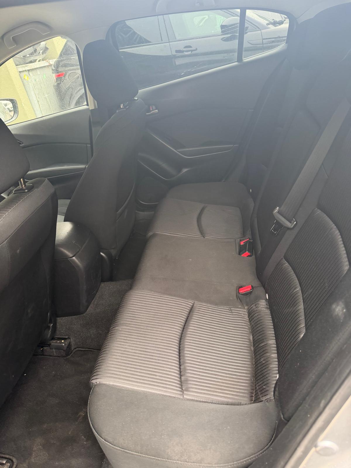 MAZDA 3 2.2 16V CD Revolution Activematic-image-9