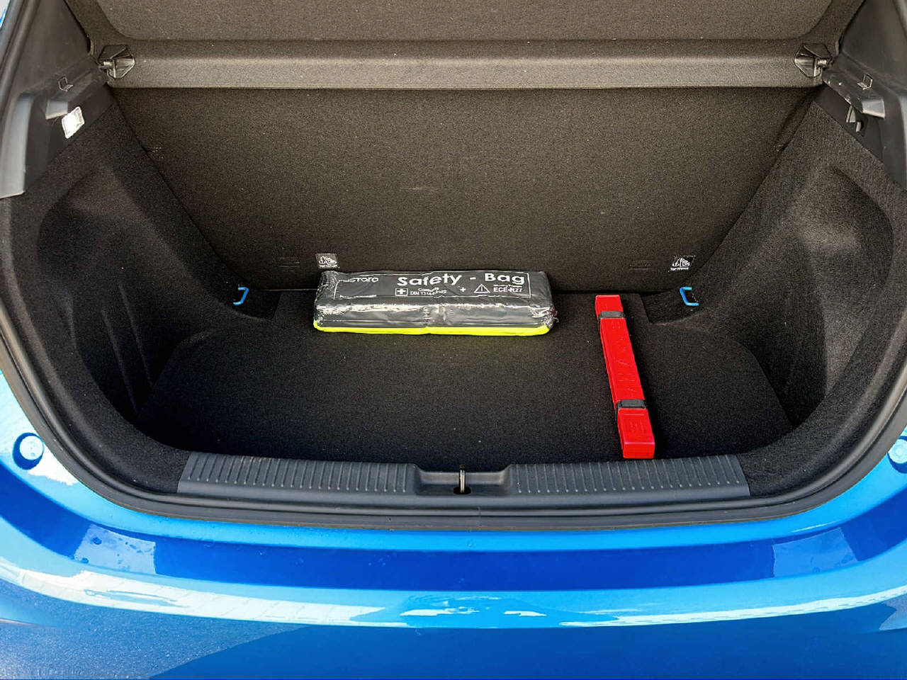 MG 3 1.5 Hybrid Luxury-image-9