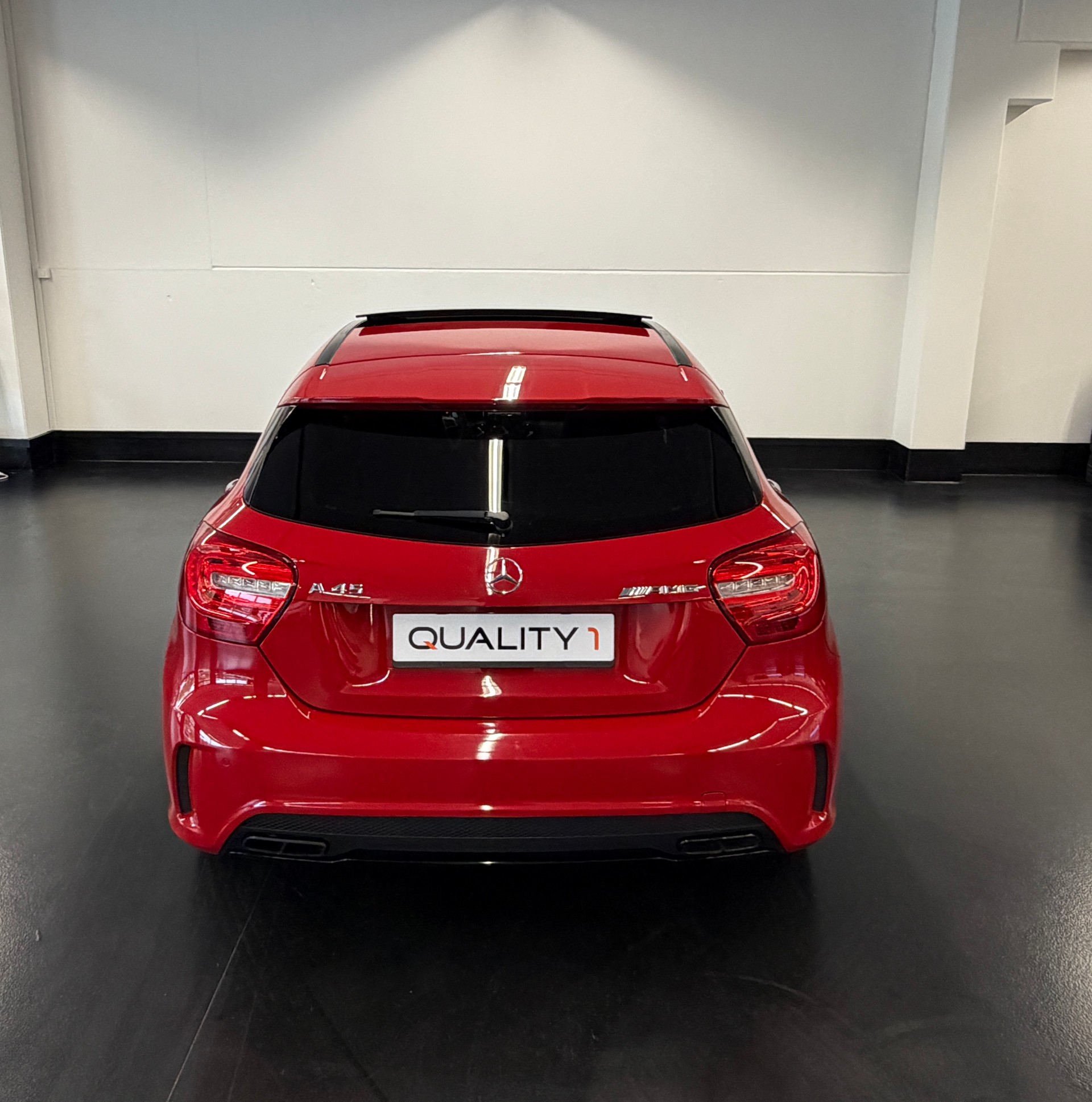 MERCEDES-BENZ A 45 AMG 4Matic Speedshift 7G-DCT-image-6