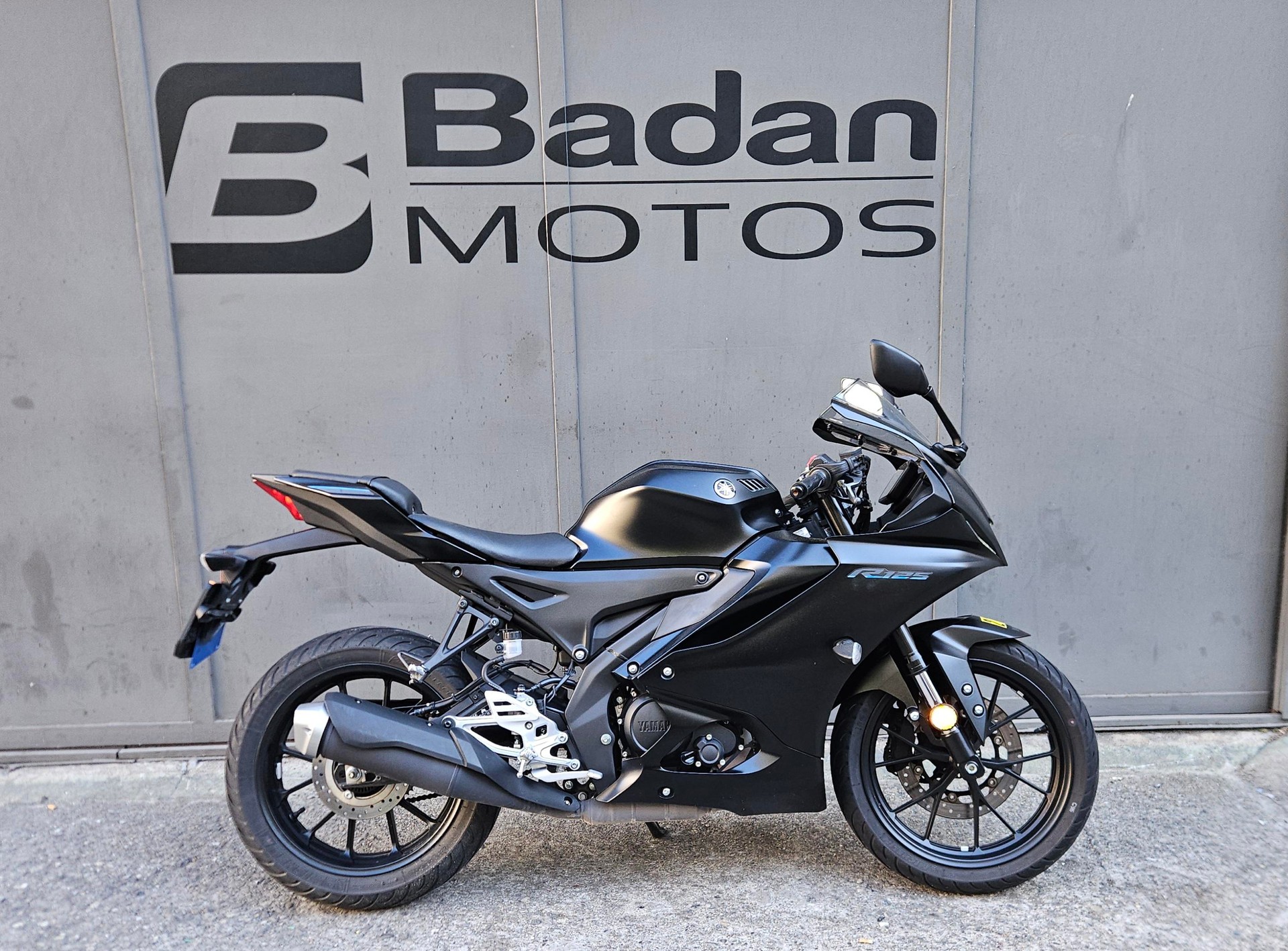 YAMAHA YZF-R 125 ABS