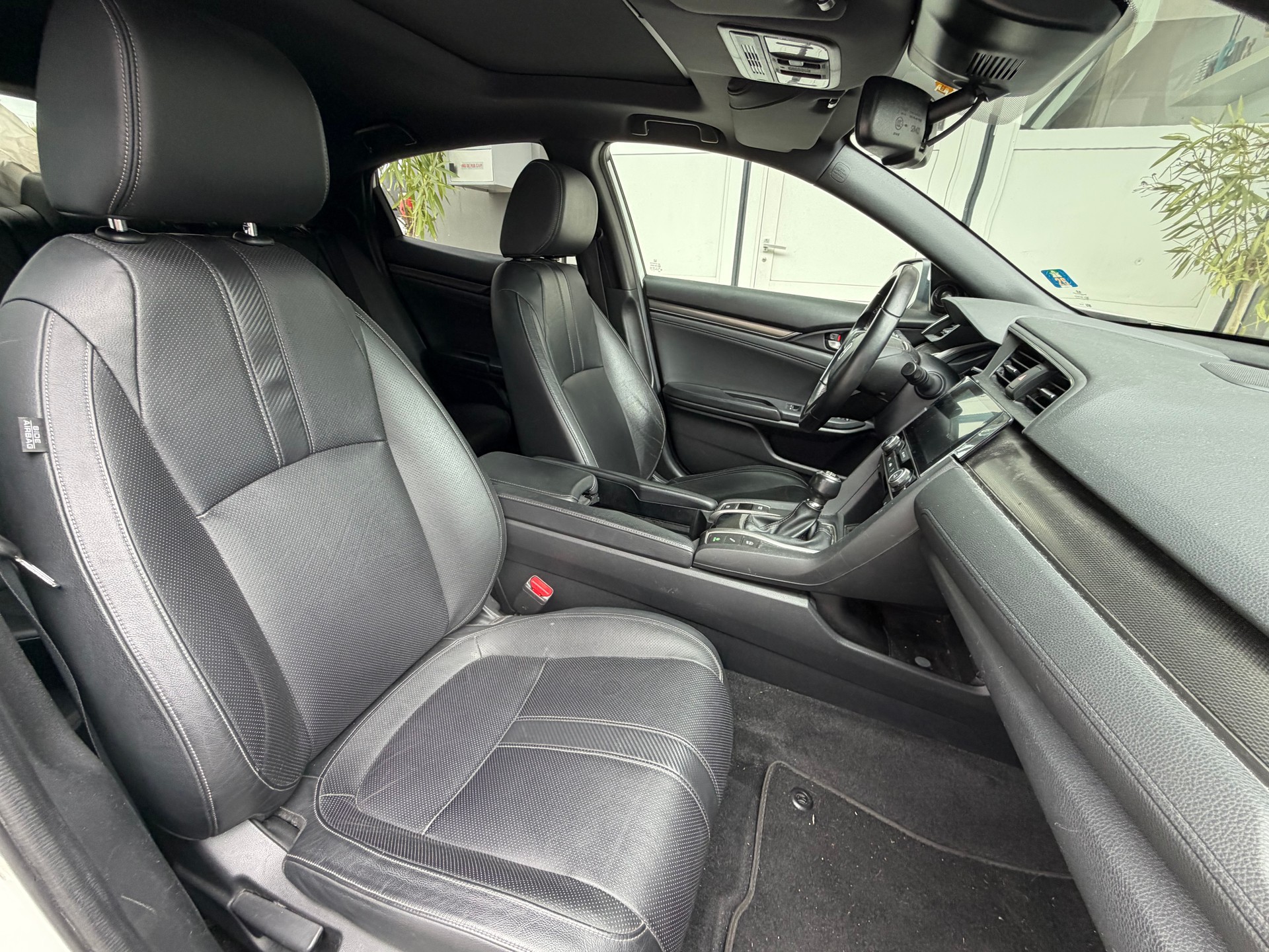 HONDA Civic 1.0 VTEC Exécutive-image-8