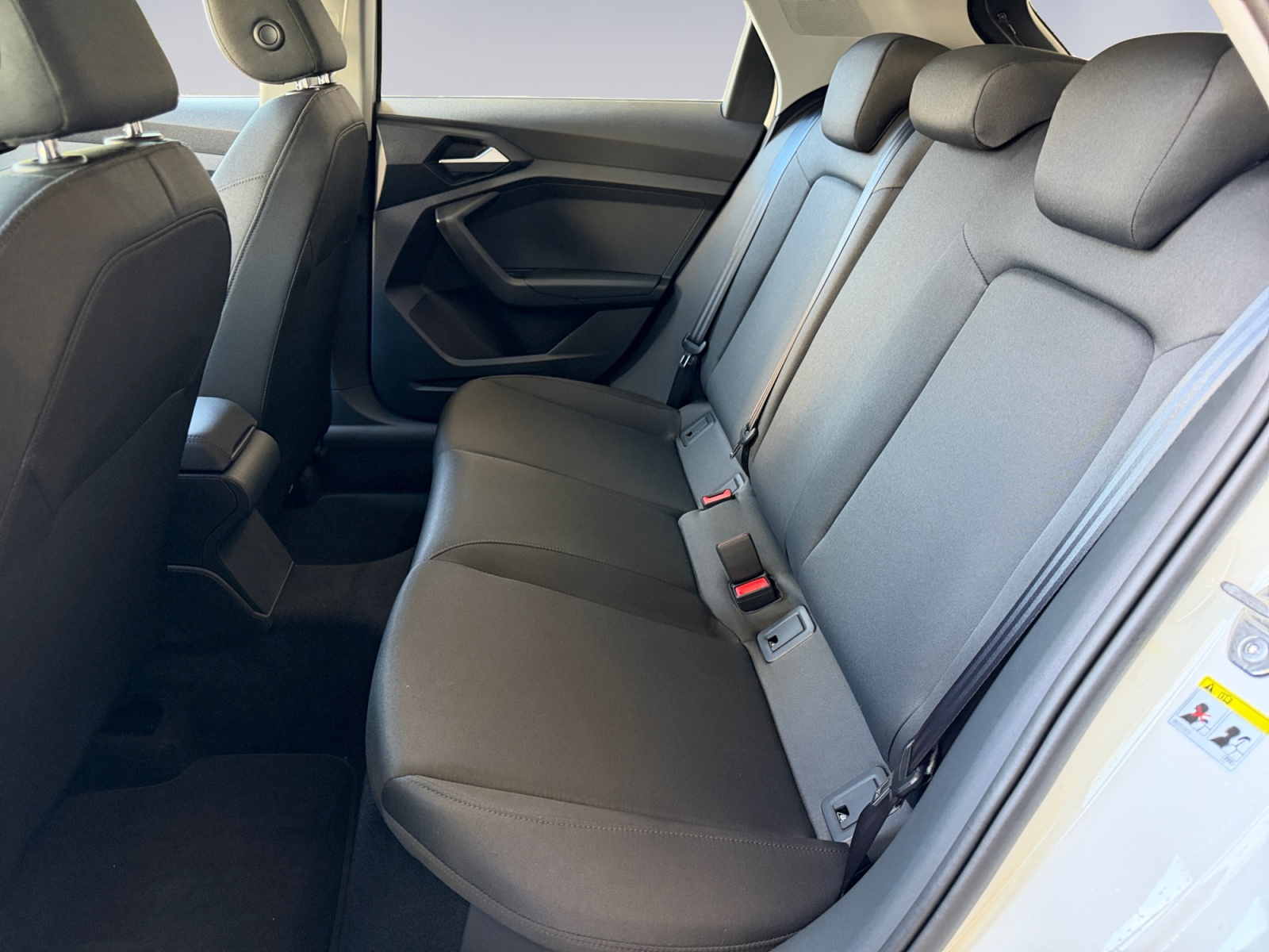AUDI A1 Sportback 30 TFSI Attraction S-tronic-image-10