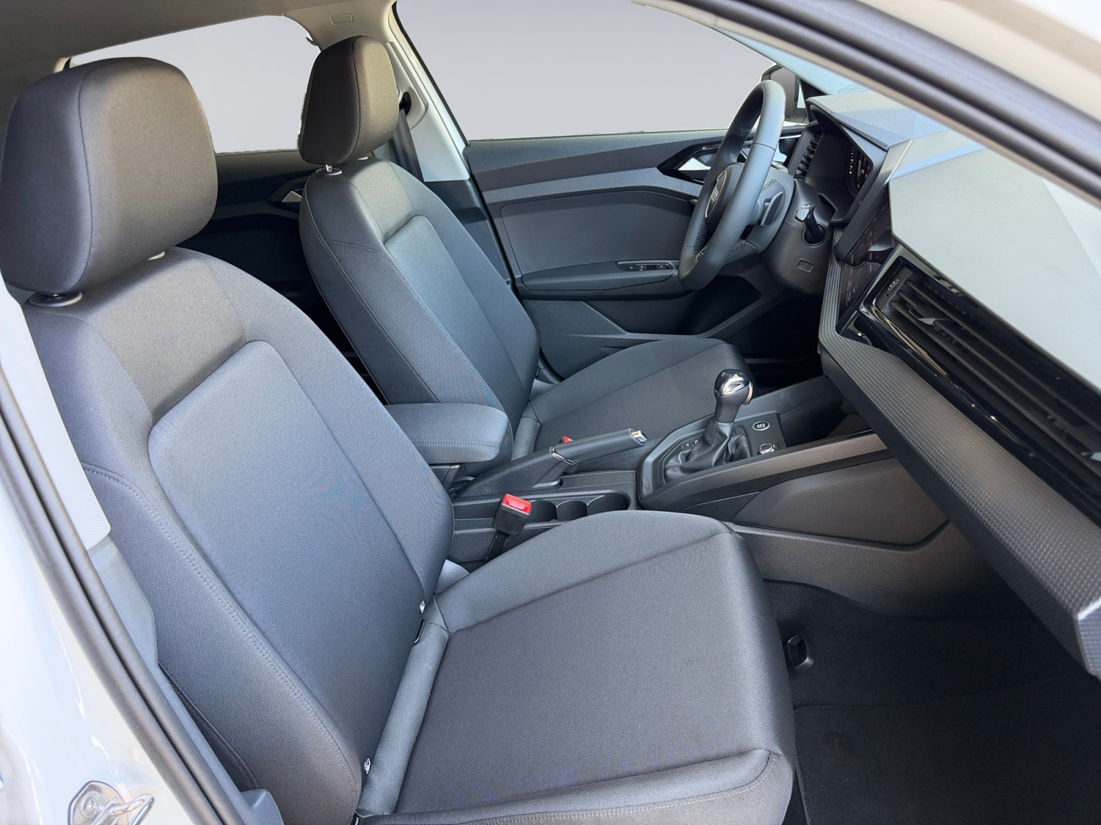 AUDI A1 Sportback 30 TFSI Attraction S-tronic-image-12