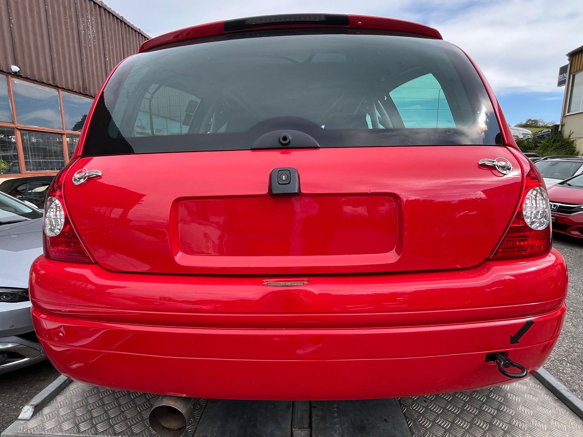 RENAULT Clio 2.0 16V Sport 172/17-image-6