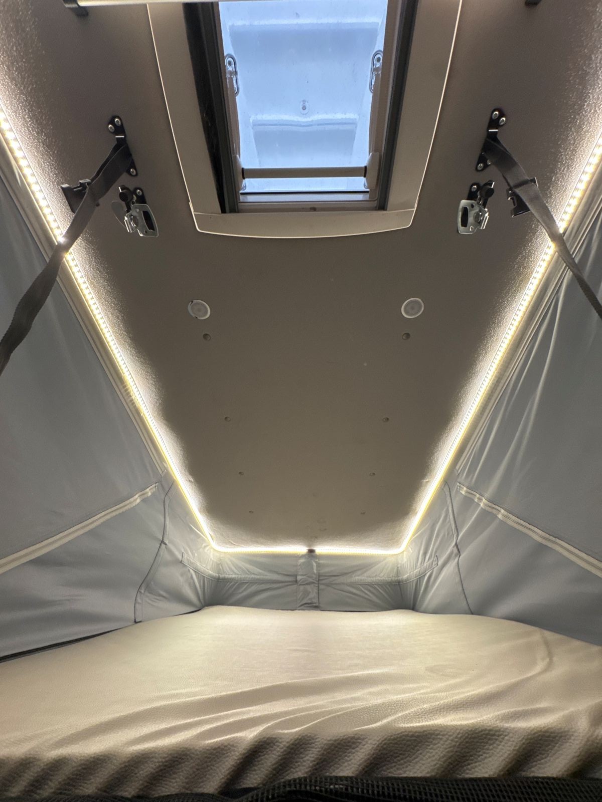 FIAT 2024 Fiat Ducato Weinsberg Carabus | Schaltgetriebe | Aufstelldach-image-4