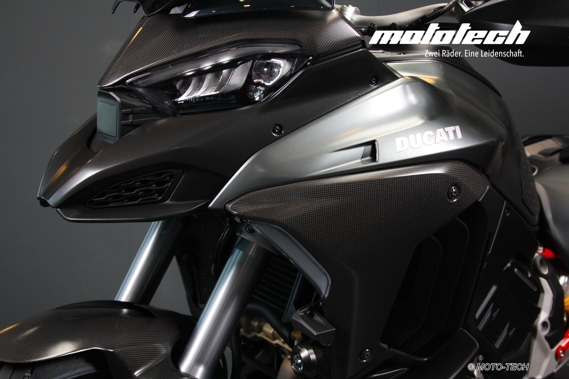 DUCATI Multistrada V4 S Radar CARBON-image-7