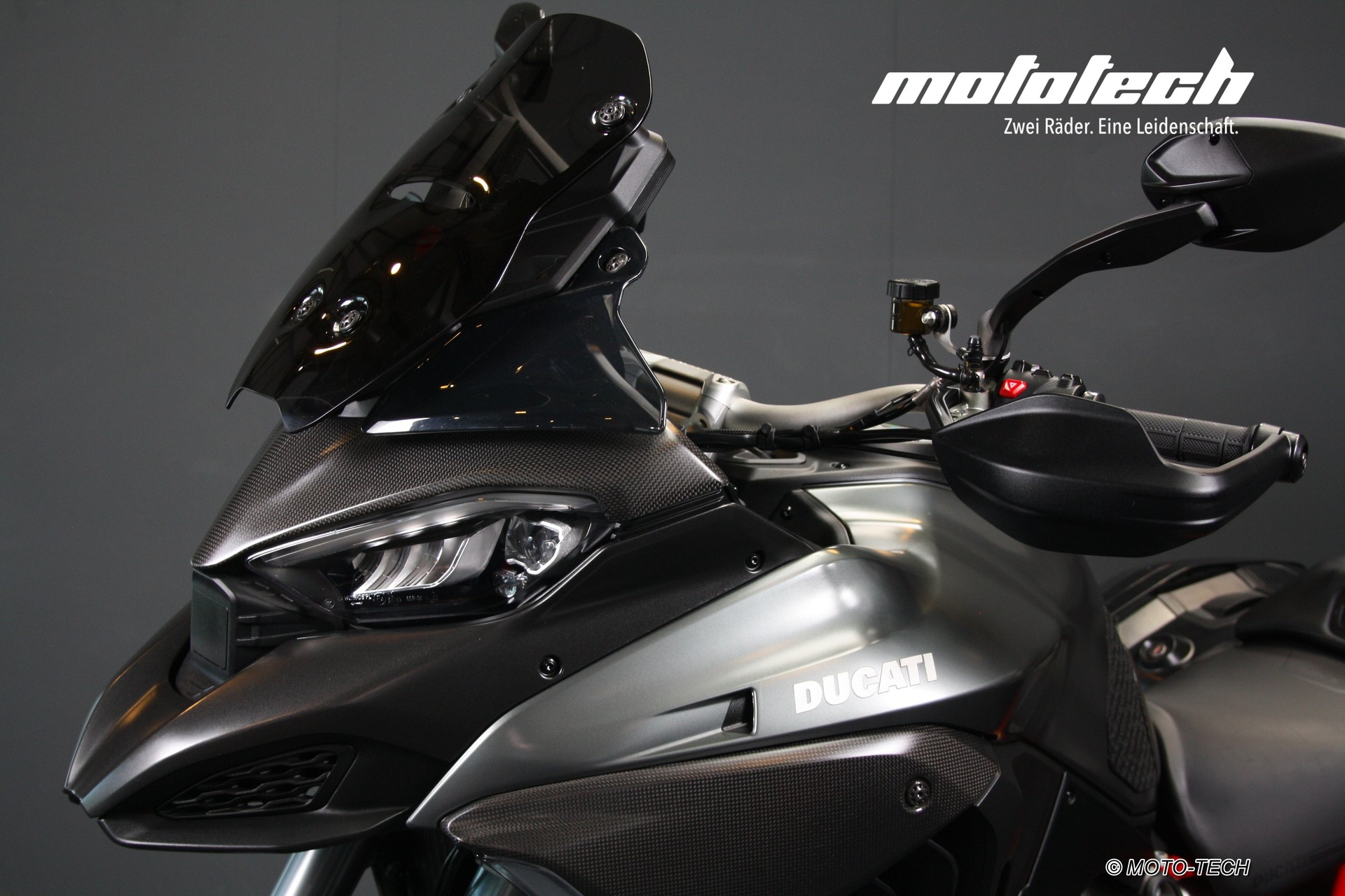 DUCATI Multistrada V4 S Radar CARBON-image-6