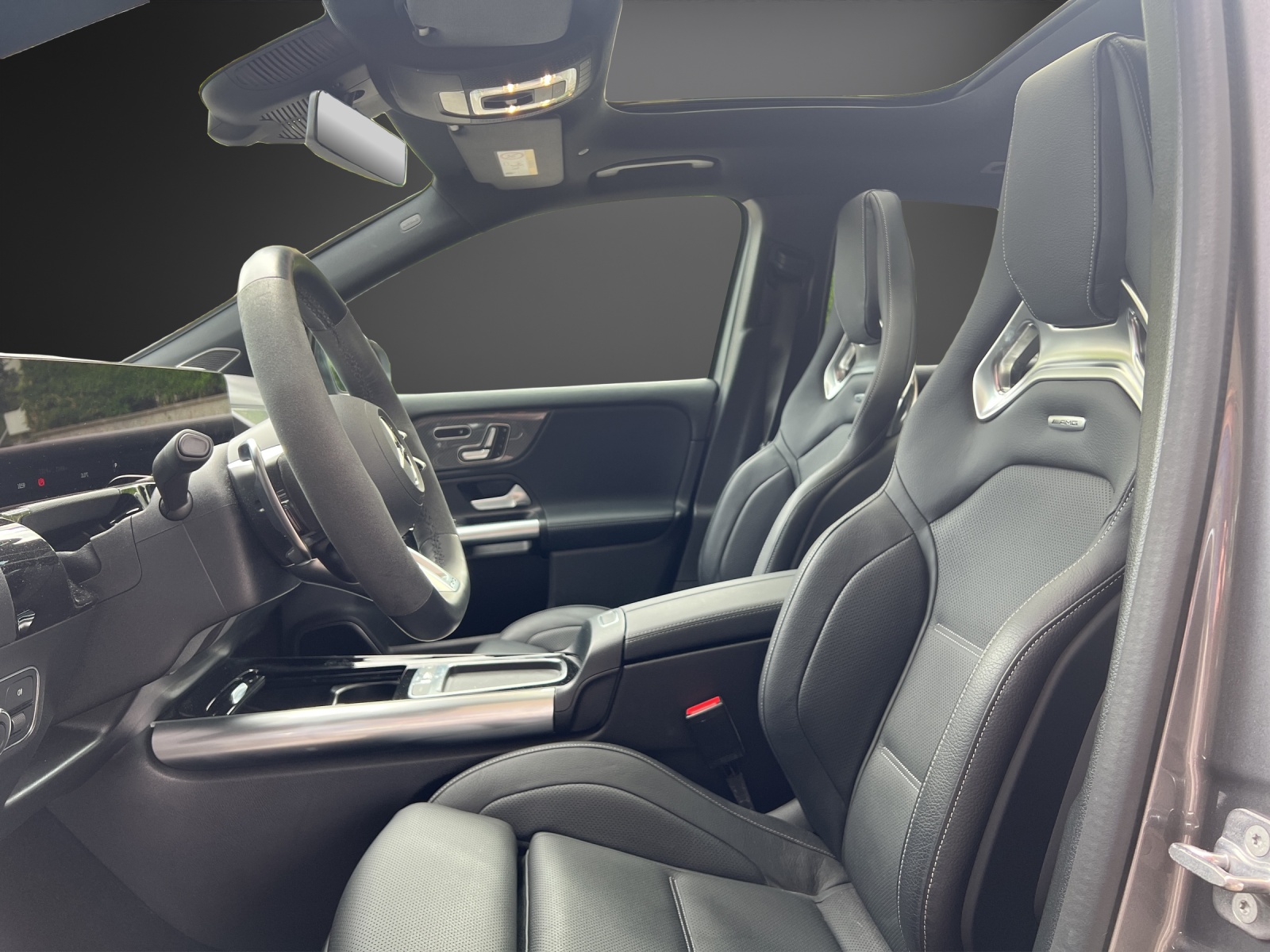MERCEDES-BENZ GLA AMG 45 S 4Matic+ 8G-DCT-image-9