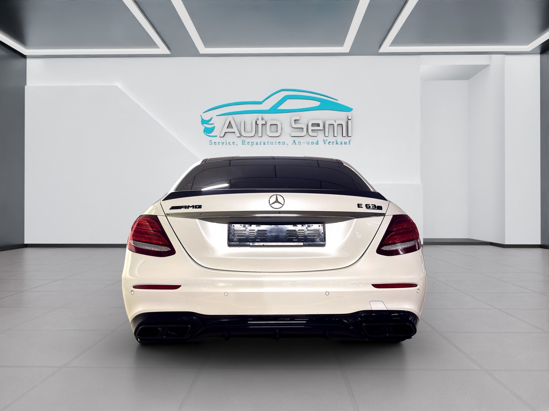 MERCEDES-BENZ E 63 AMG S 4Matic Speedshift MCT-showroom-element-3