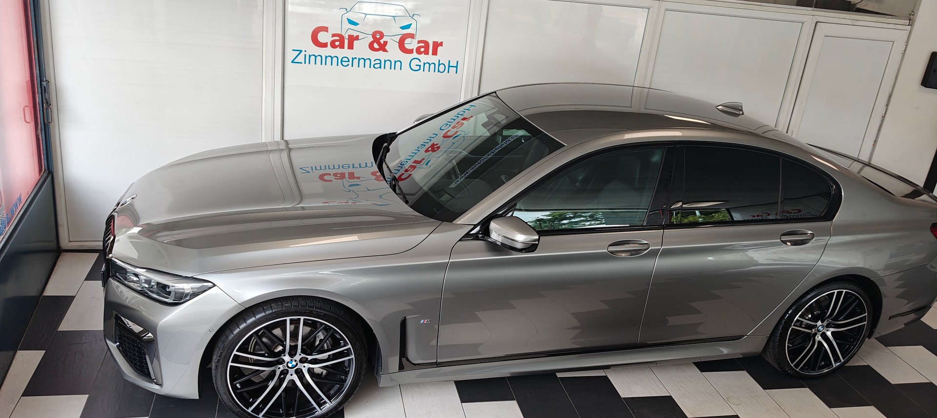 BMW 730d xDrive Steptronic-image-5