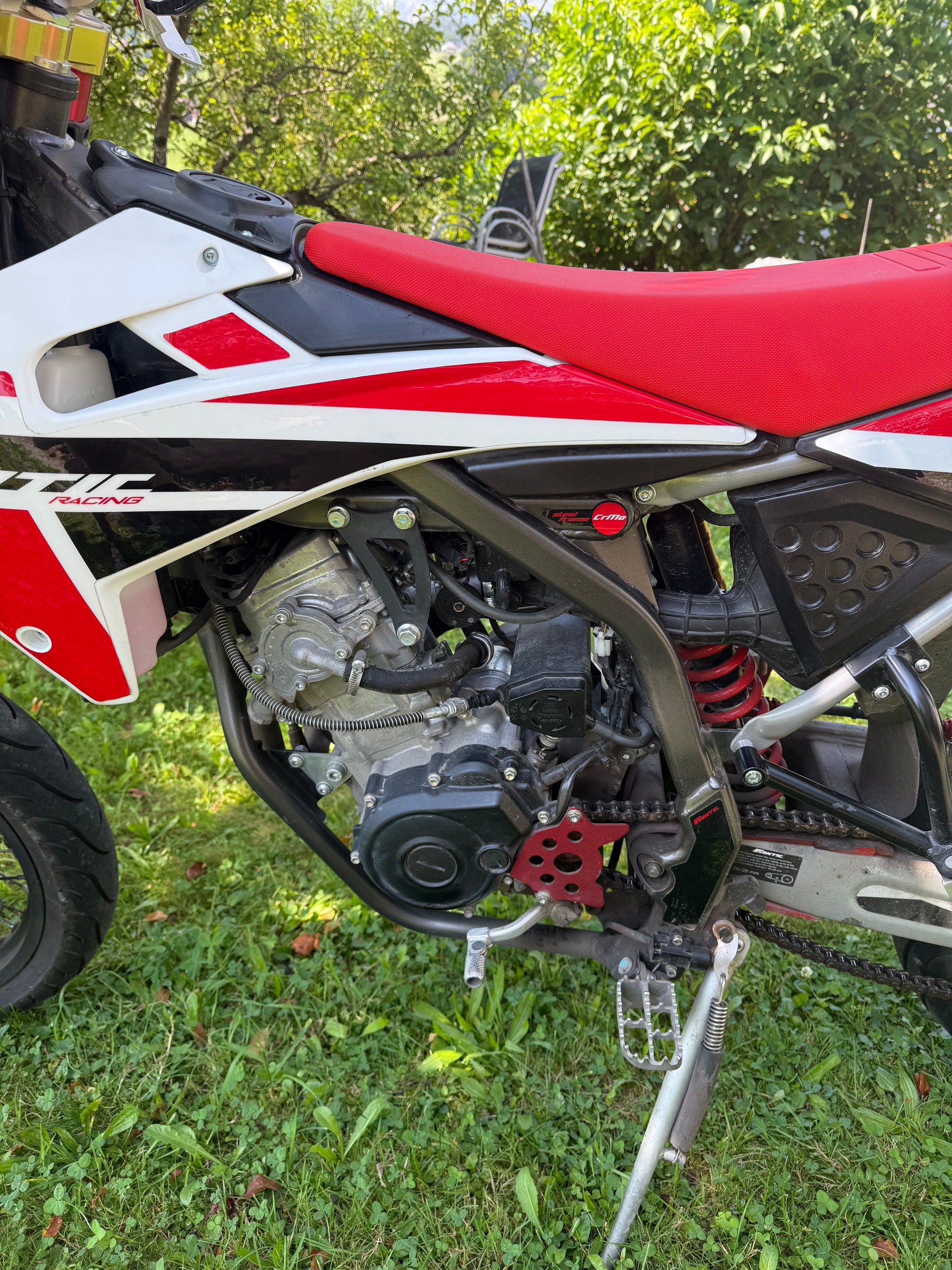 FANTIC XMF 125 Motard-image-12