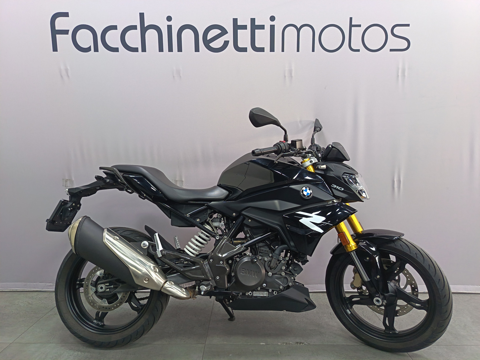 BMW G 310 R