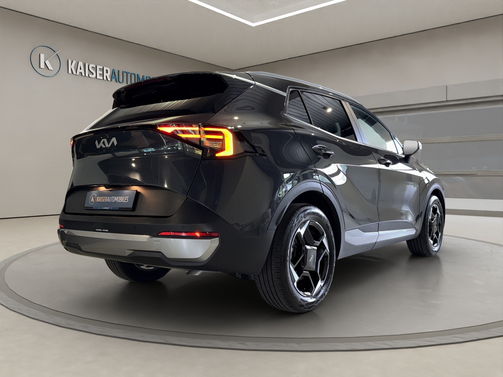 KIA New Sportage 1.6T-GDi HEV Power Edition 239 CV 4x4 Automatic Modèle 2026 Véhicule CH-showroom-element-3