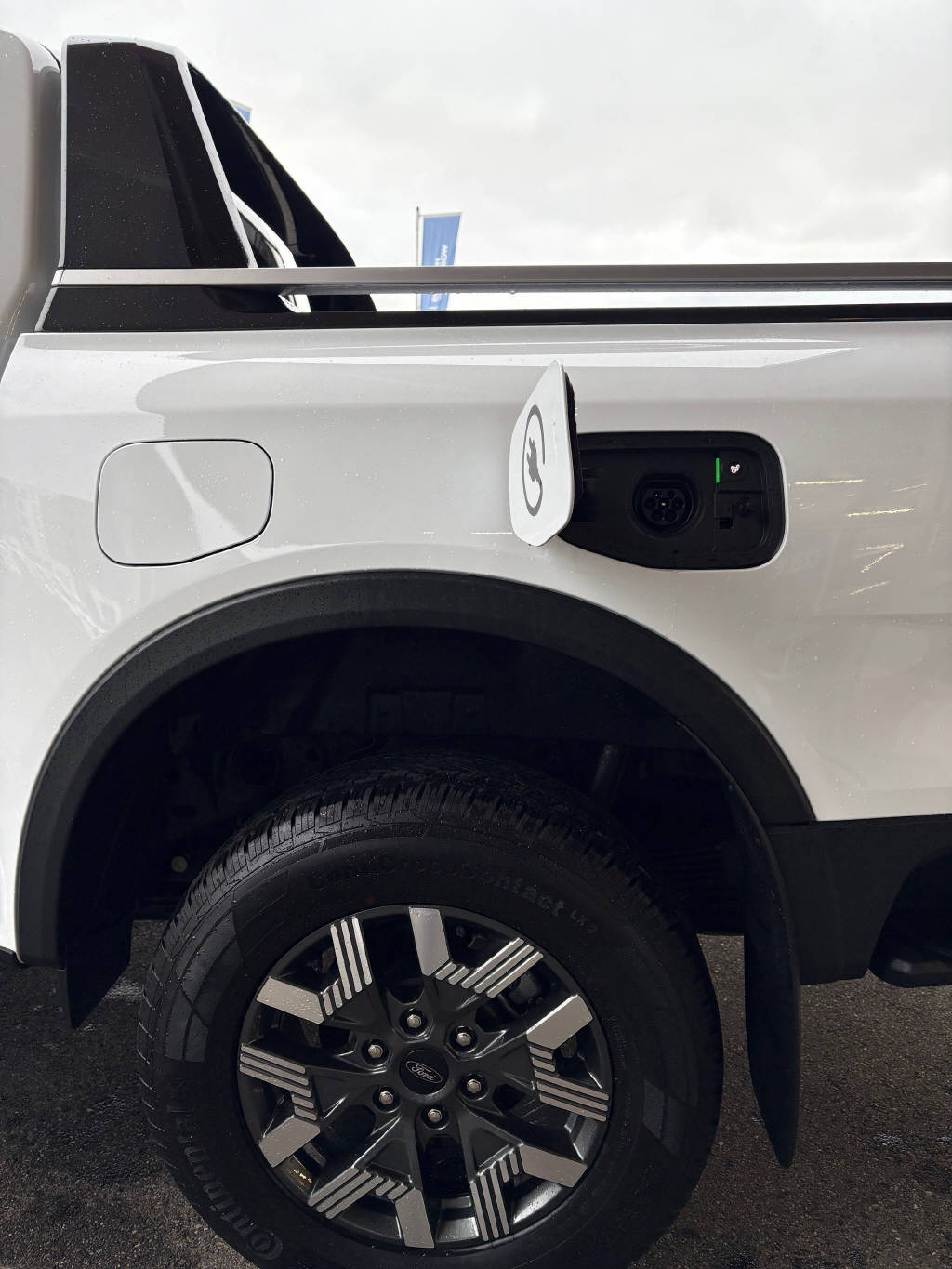 FORD Ranger 2.3 EcoBoost 4x4 Wildtrak PHEV-image-6