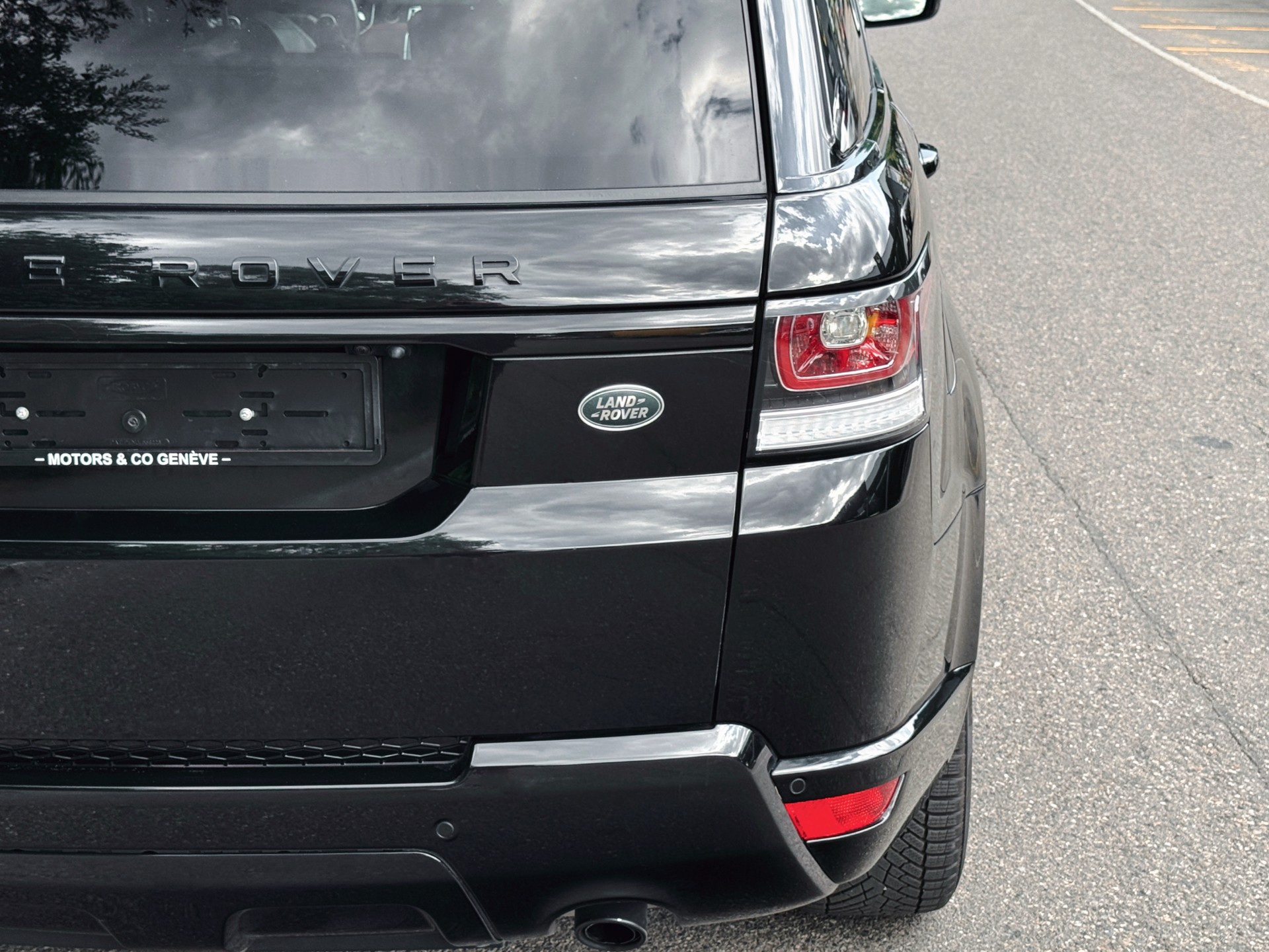 LAND ROVER Range Rover Sport 3.0 SDV6 HSE Dynamic Automatic-image-9