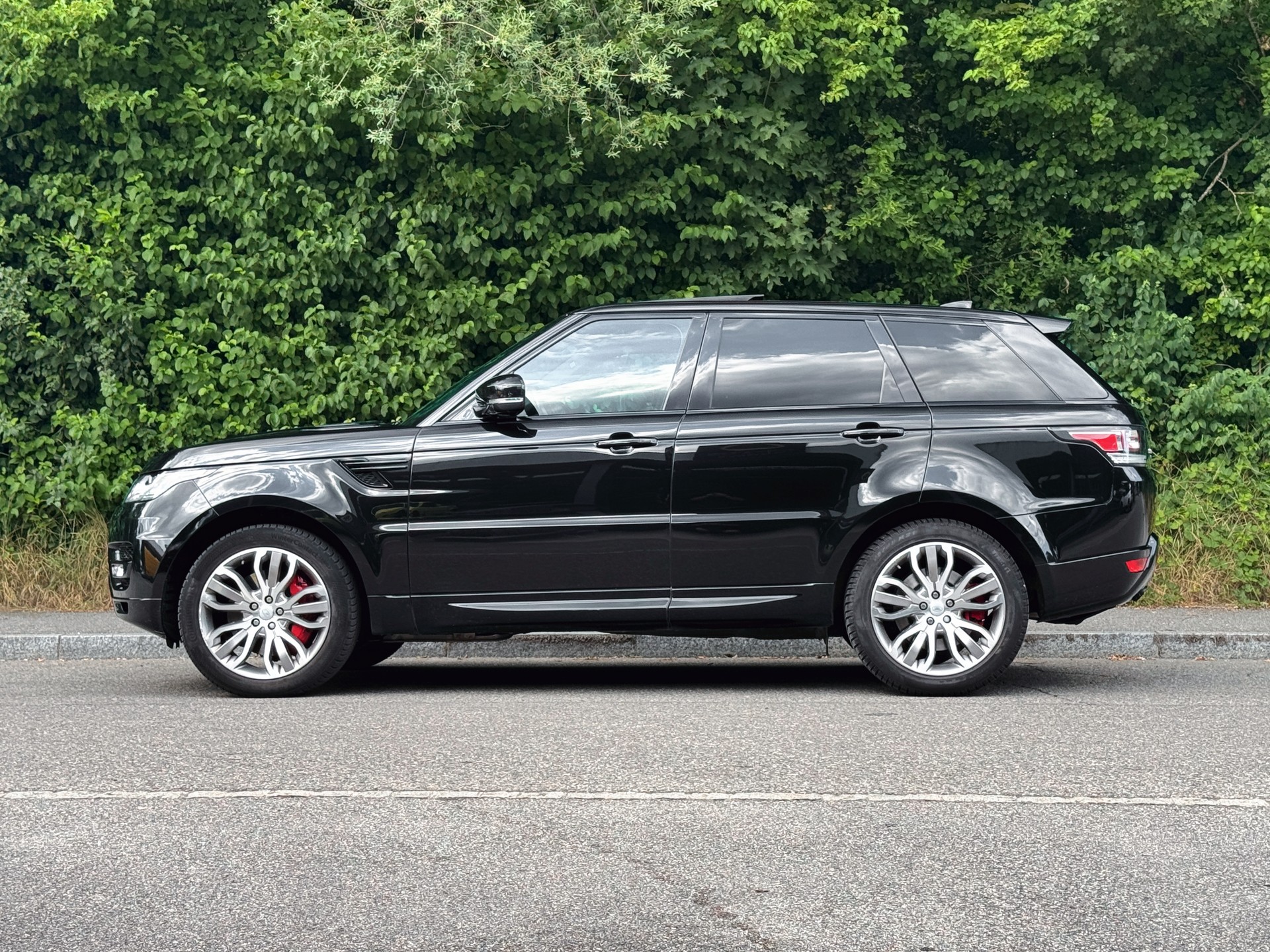 LAND ROVER Range Rover Sport 3.0 SDV6 HSE Dynamic Automatic-showroom-element-2