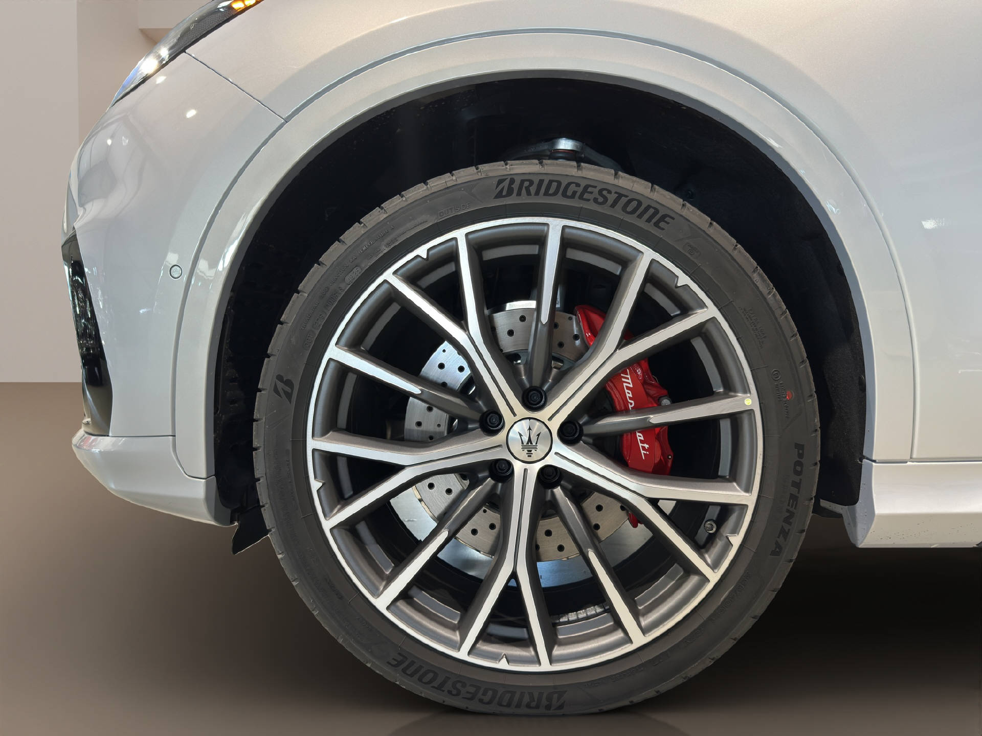 MASERATI Grecale 3.0 V6 Trofeo-image-18