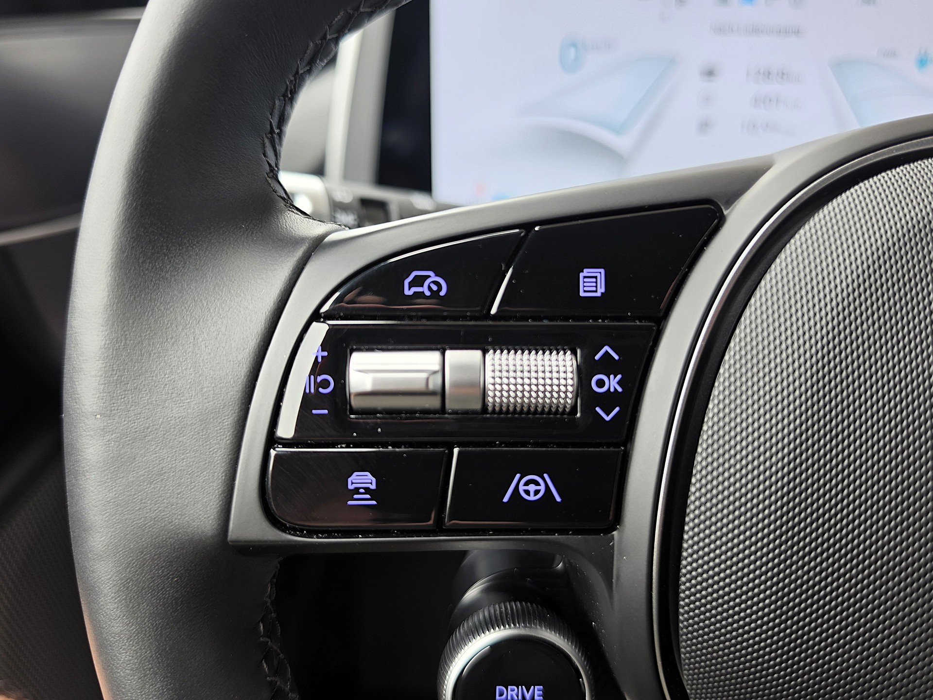HYUNDAI Ioniq 6 77kWh Launch Edition 2WD-image-17