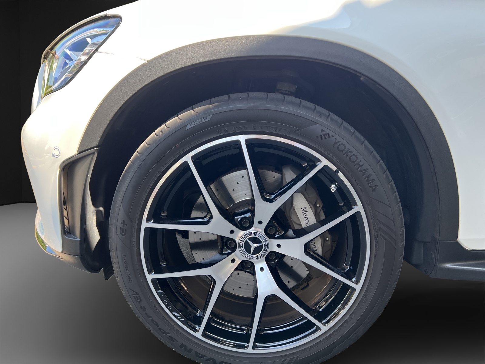 MERCEDES-BENZ GLC 200 AMG Line 4Matic 9G-Tronic-image-8