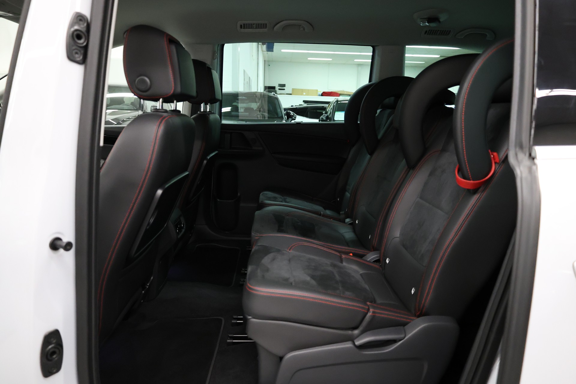 SEAT Alhambra 2.0 TDI 177 Hola FR 4x4DSG S/S-image-33
