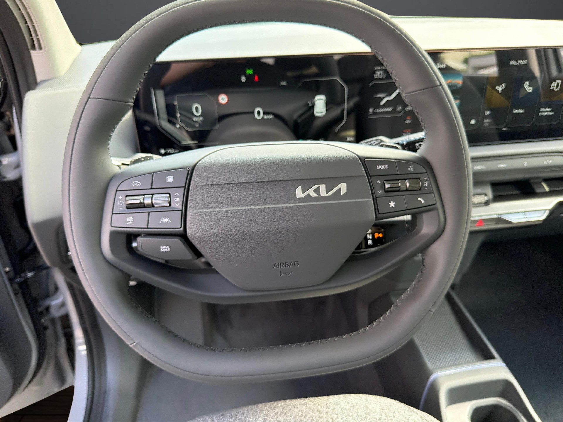 KIA EV2 61 kWh Air-image-12