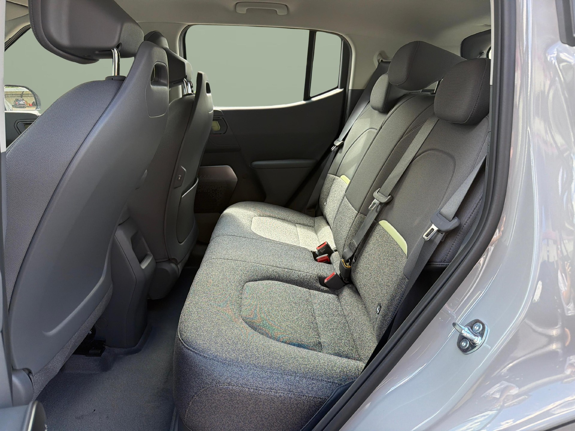KIA EV2 61 kWh Air-image-10